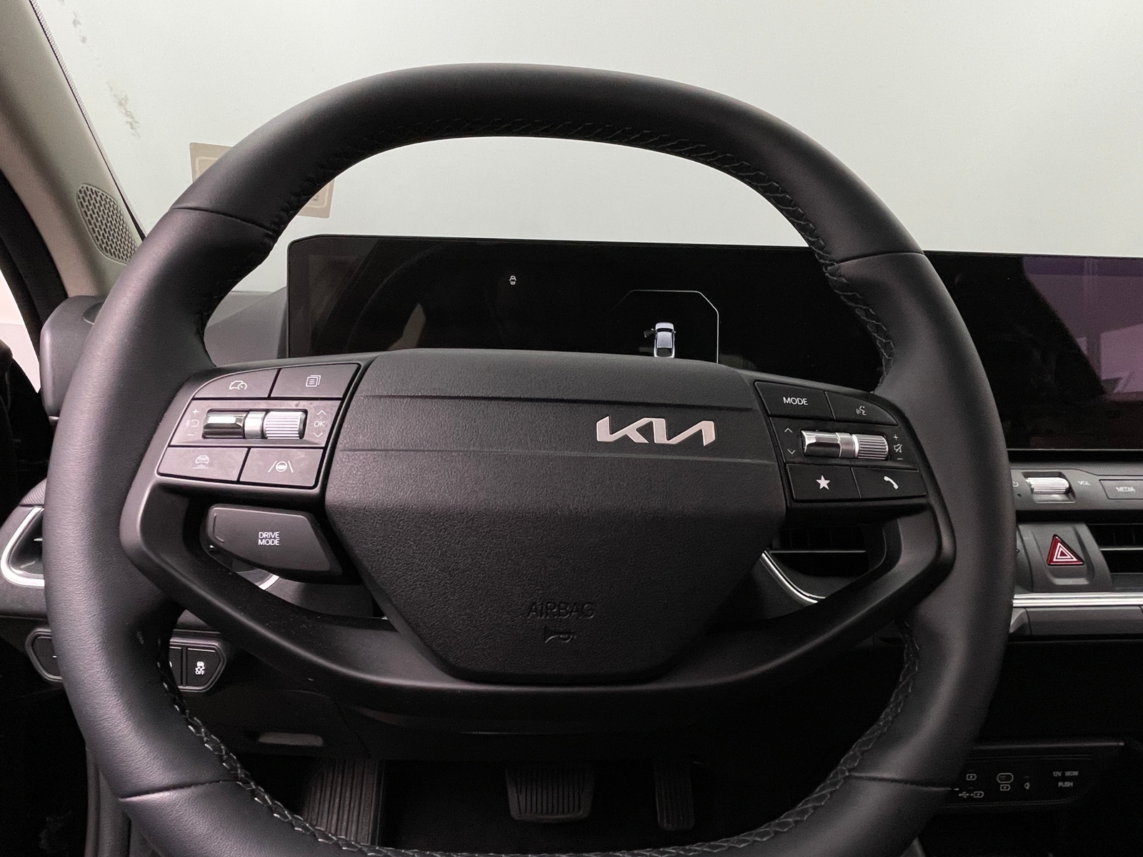 Thumbnail: 2025 Kia K4 - 5