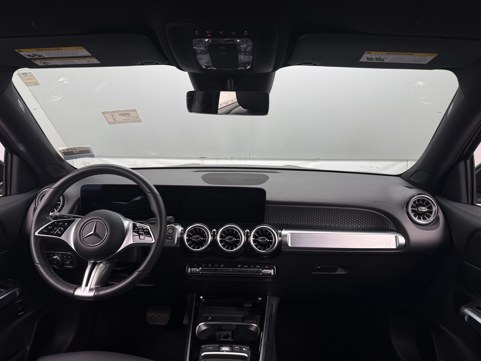 Thumbnail: 2025 Mercedes-Benz GLB - 2