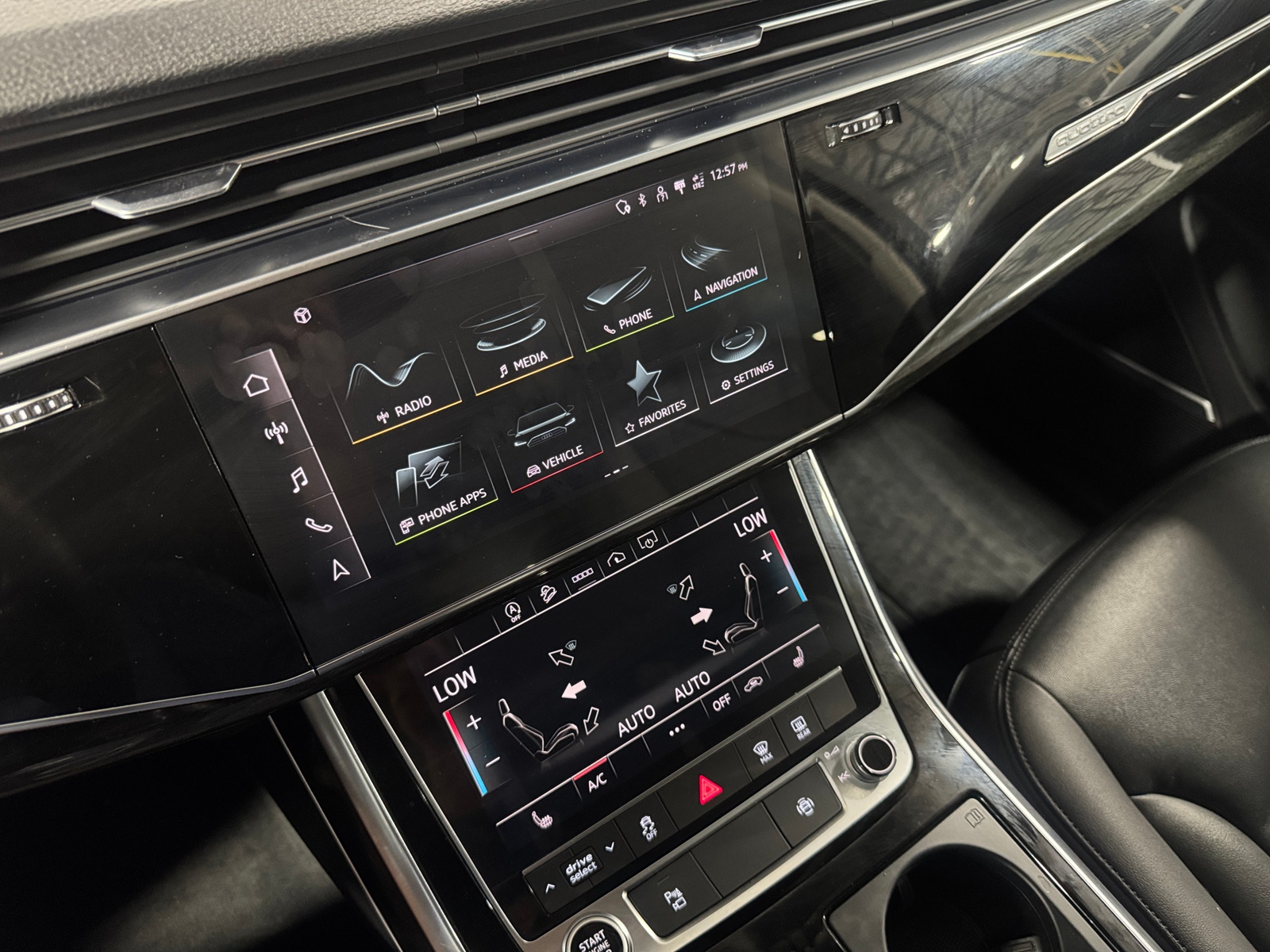 Thumbnail: 2022 Audi Q7 - 3