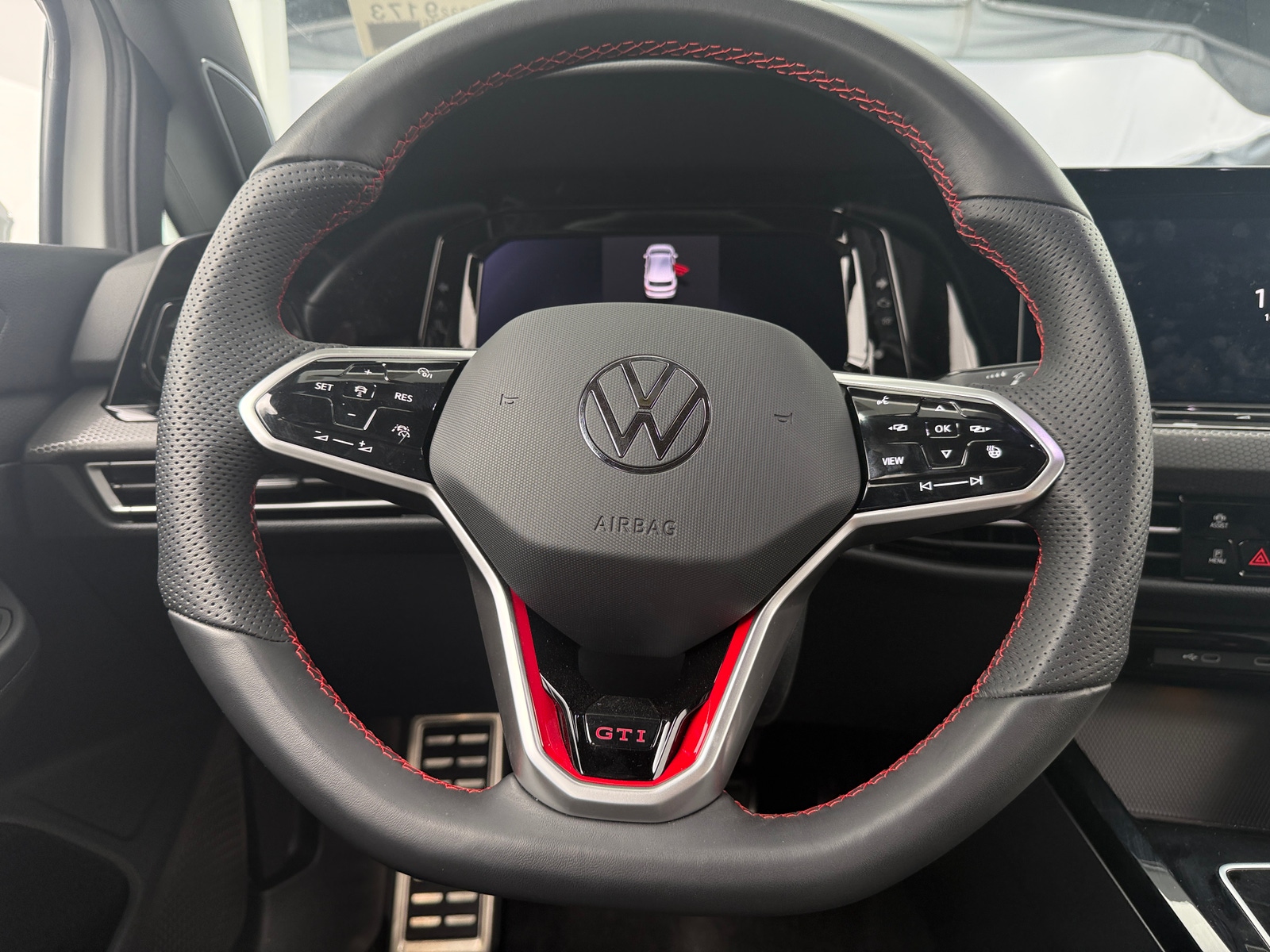 Thumbnail: 2024 Volkswagen Golf - 5