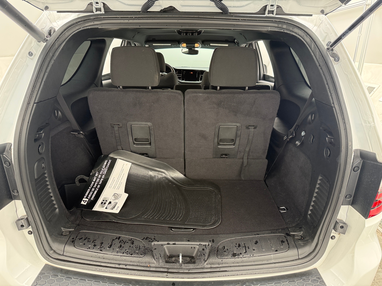 Thumbnail: 2022 Dodge Durango - 7