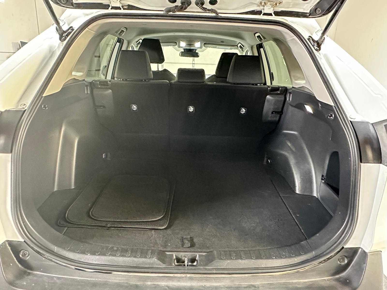 Thumbnail: 2024 Toyota RAV4 - 7