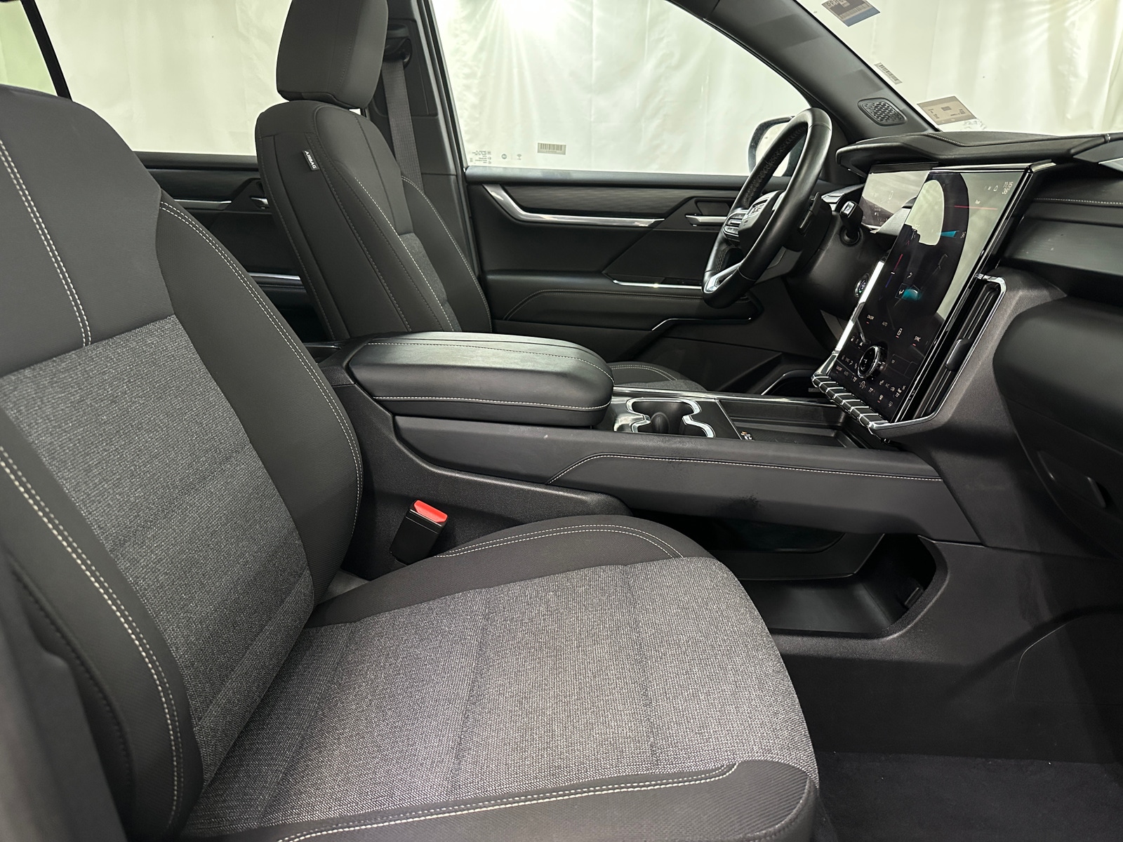 Thumbnail: 2025 GMC Acadia - 2