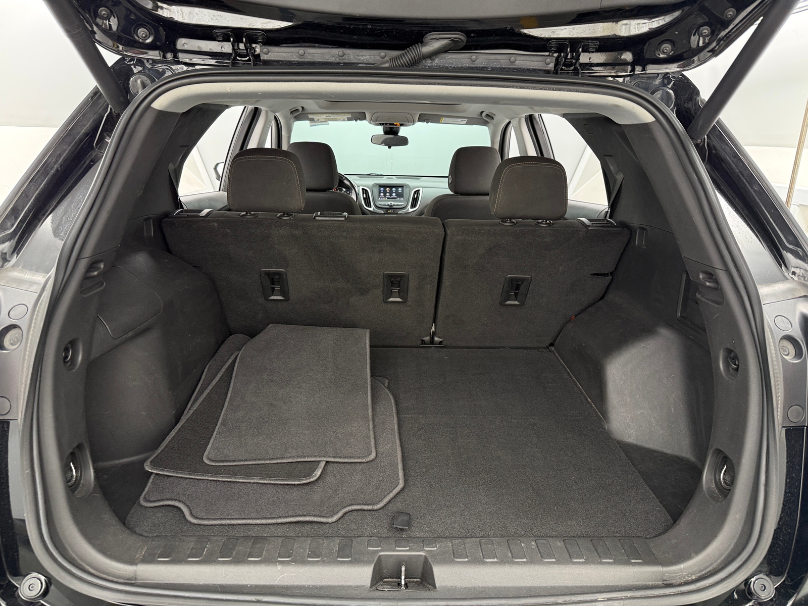 Thumbnail: 2022 Chevrolet Equinox - 7