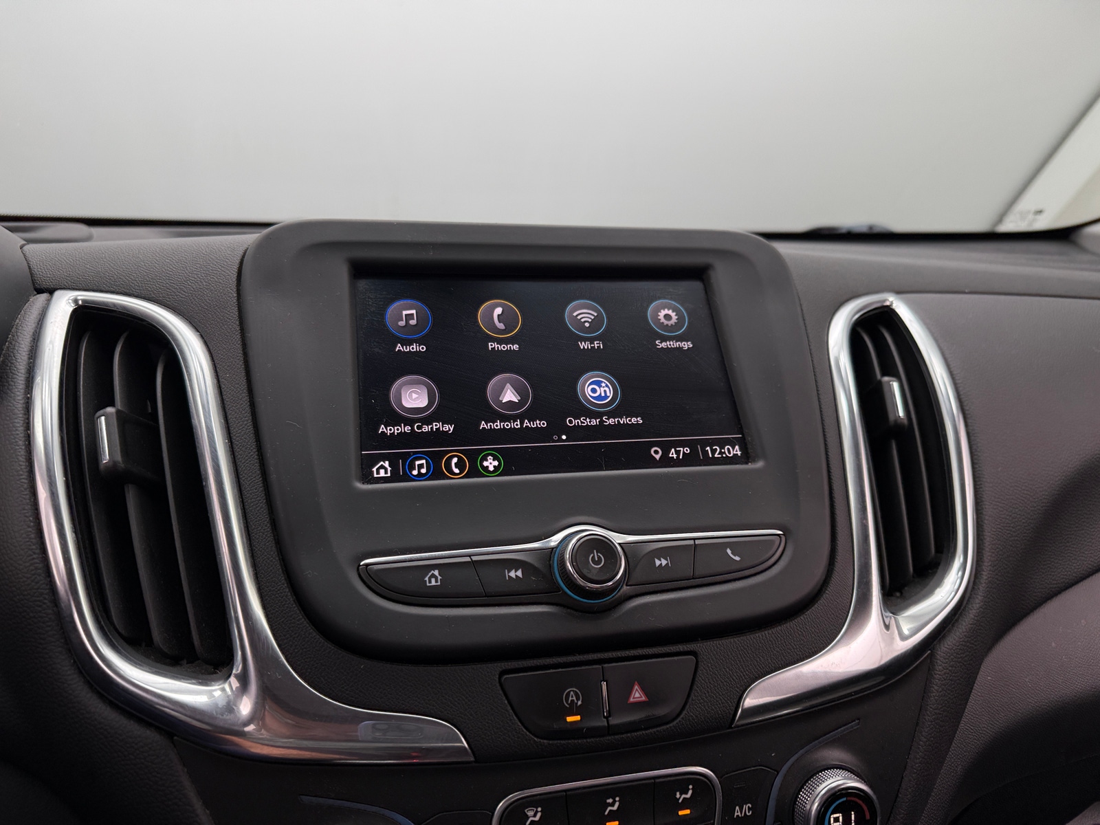 Thumbnail: 2022 Chevrolet Equinox - 4