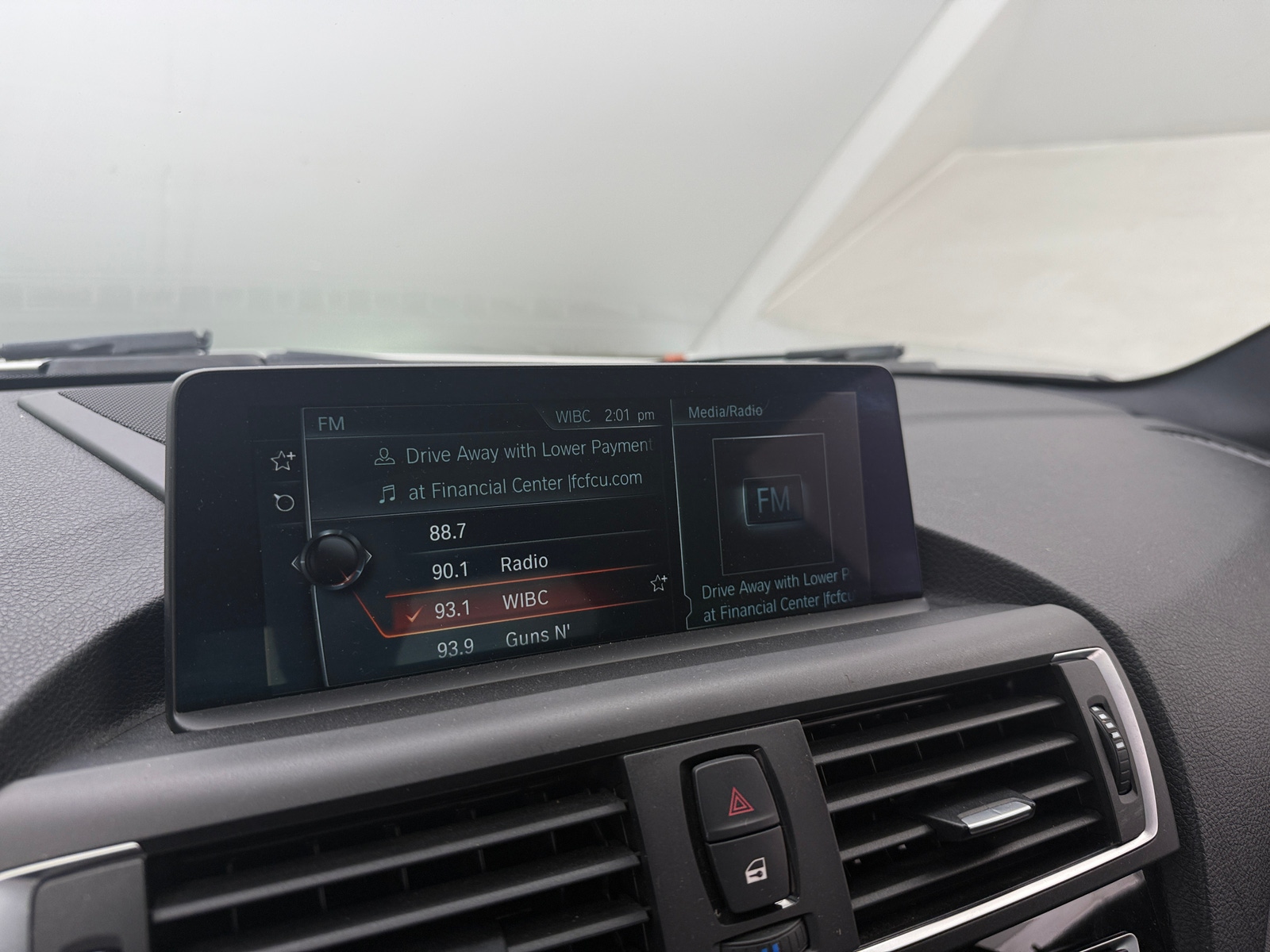 Thumbnail: 2017 BMW M2 - 2