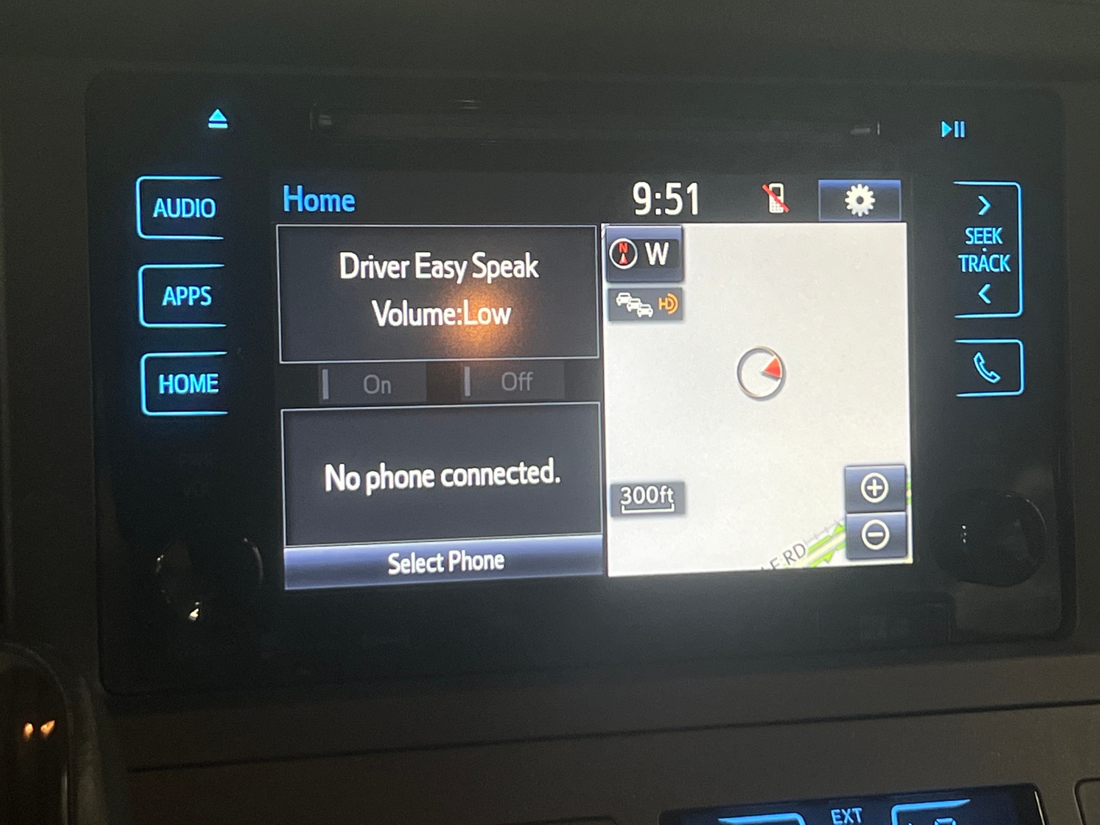 Thumbnail: 2016 Toyota Sienna - 3