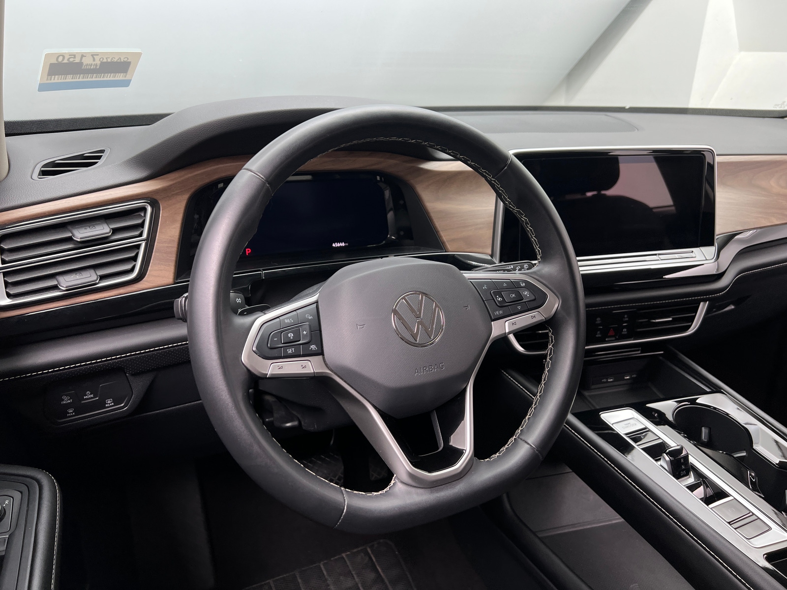 Thumbnail: 2024 Volkswagen Atlas - 4