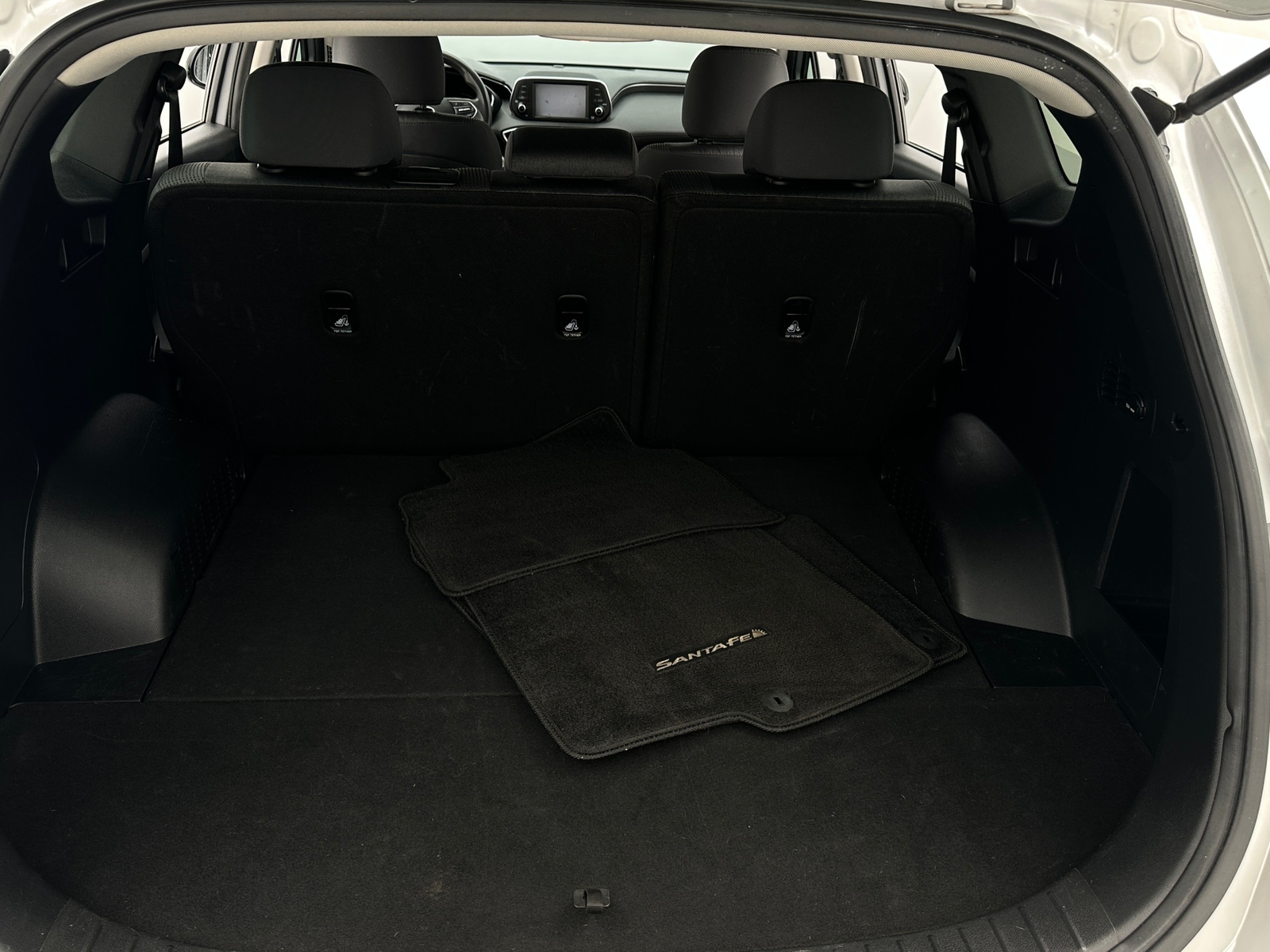 Thumbnail: 2020 Hyundai Santa Fe - 7