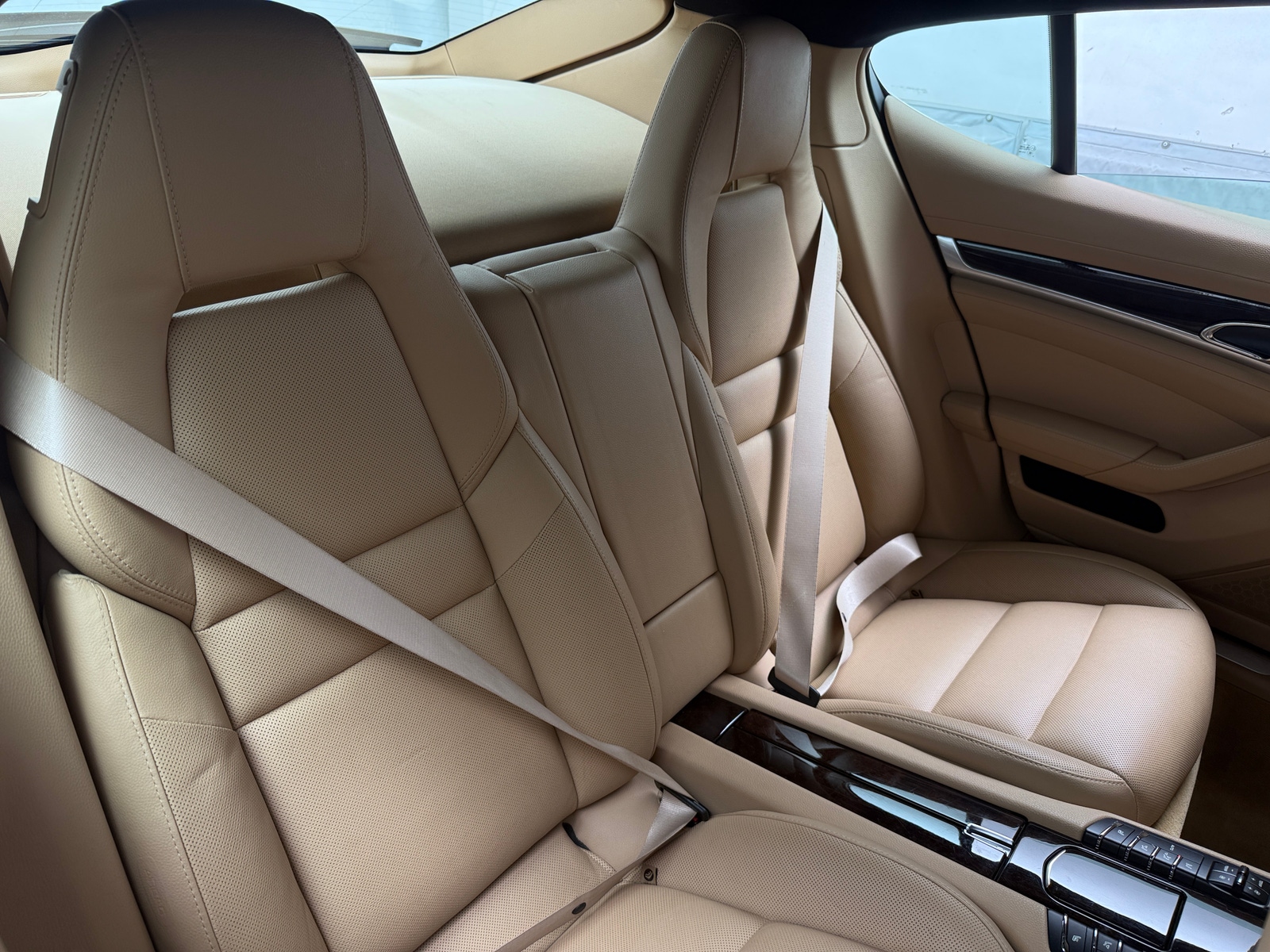 Thumbnail: 2015 Porsche Panamera - 5