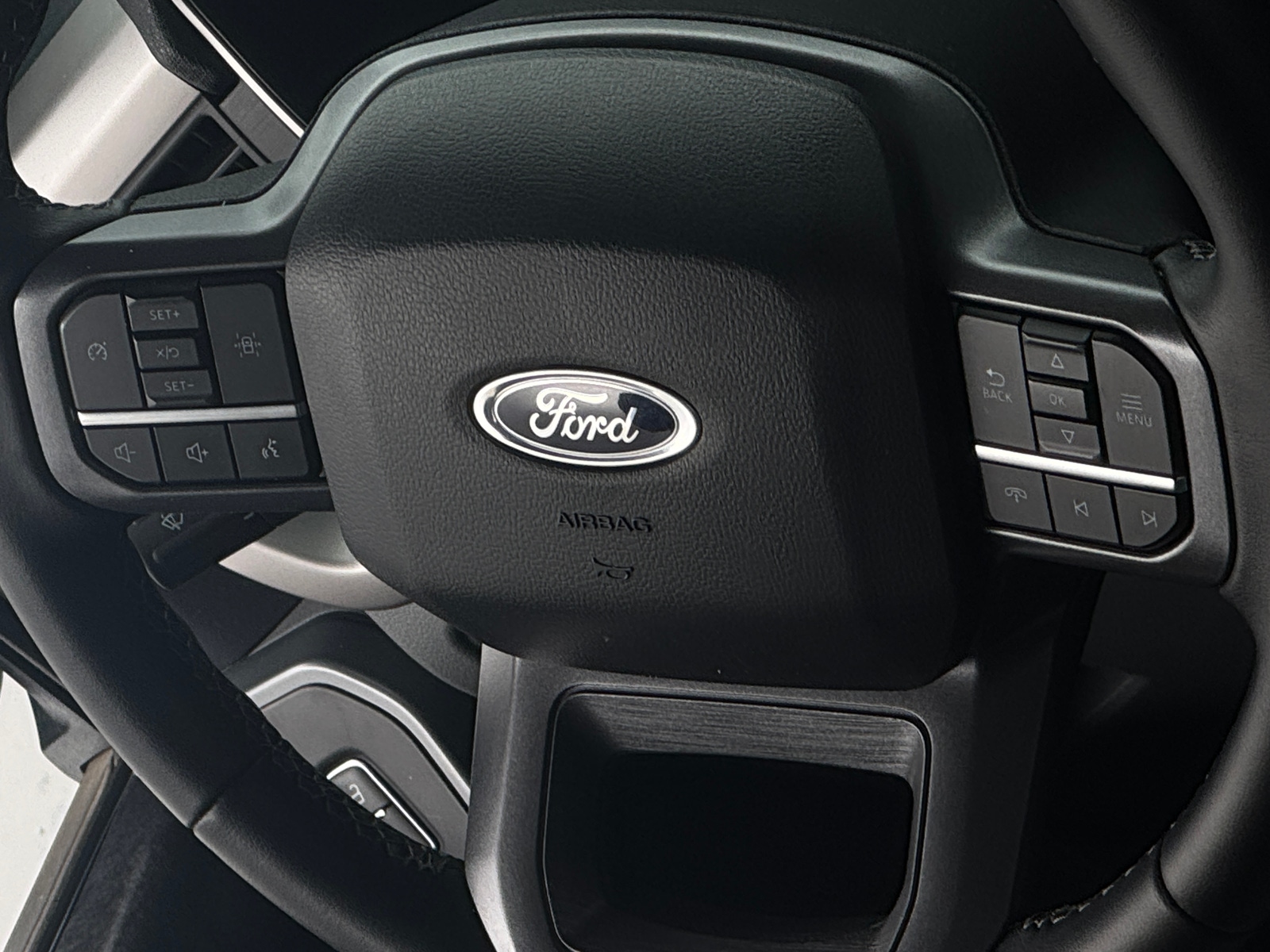 Thumbnail: 2023 Ford Econoline - 5