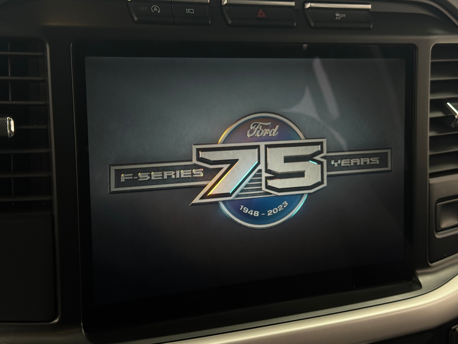 Thumbnail: 2023 Ford Econoline - 4