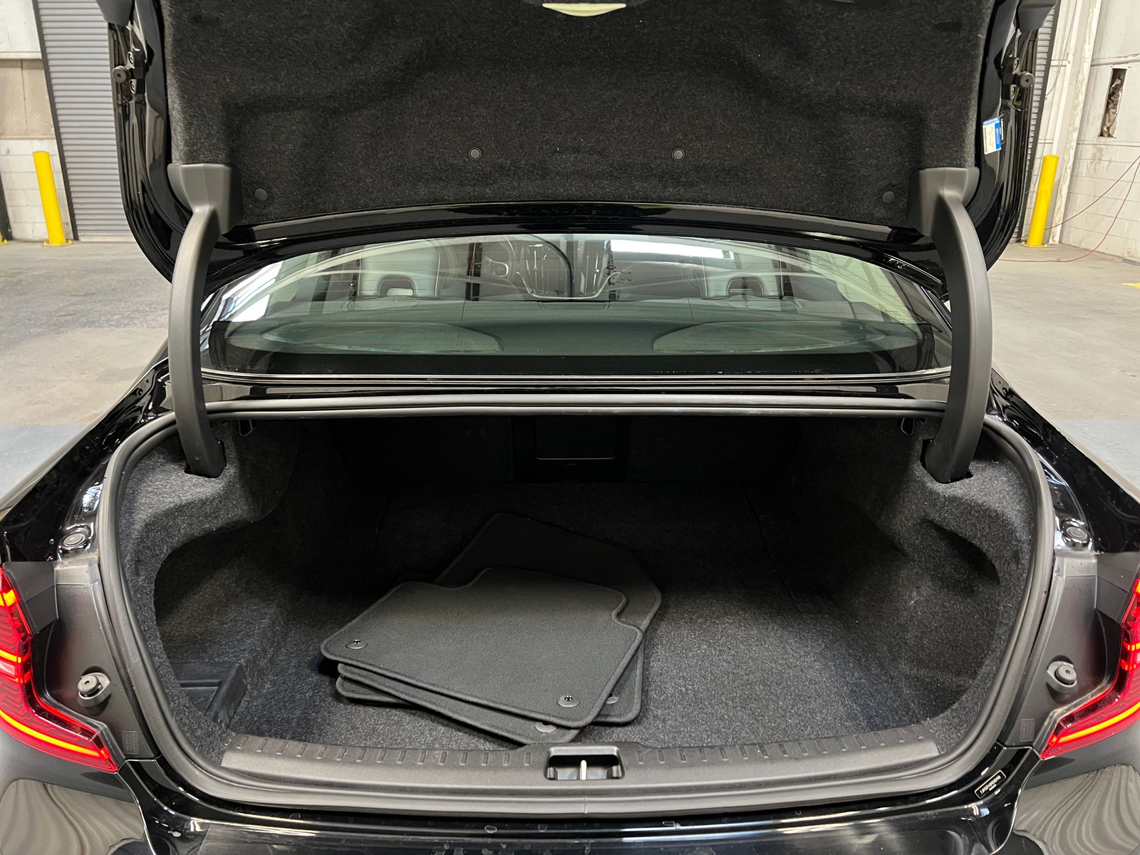 Thumbnail: 2021 Volvo S60 - 6