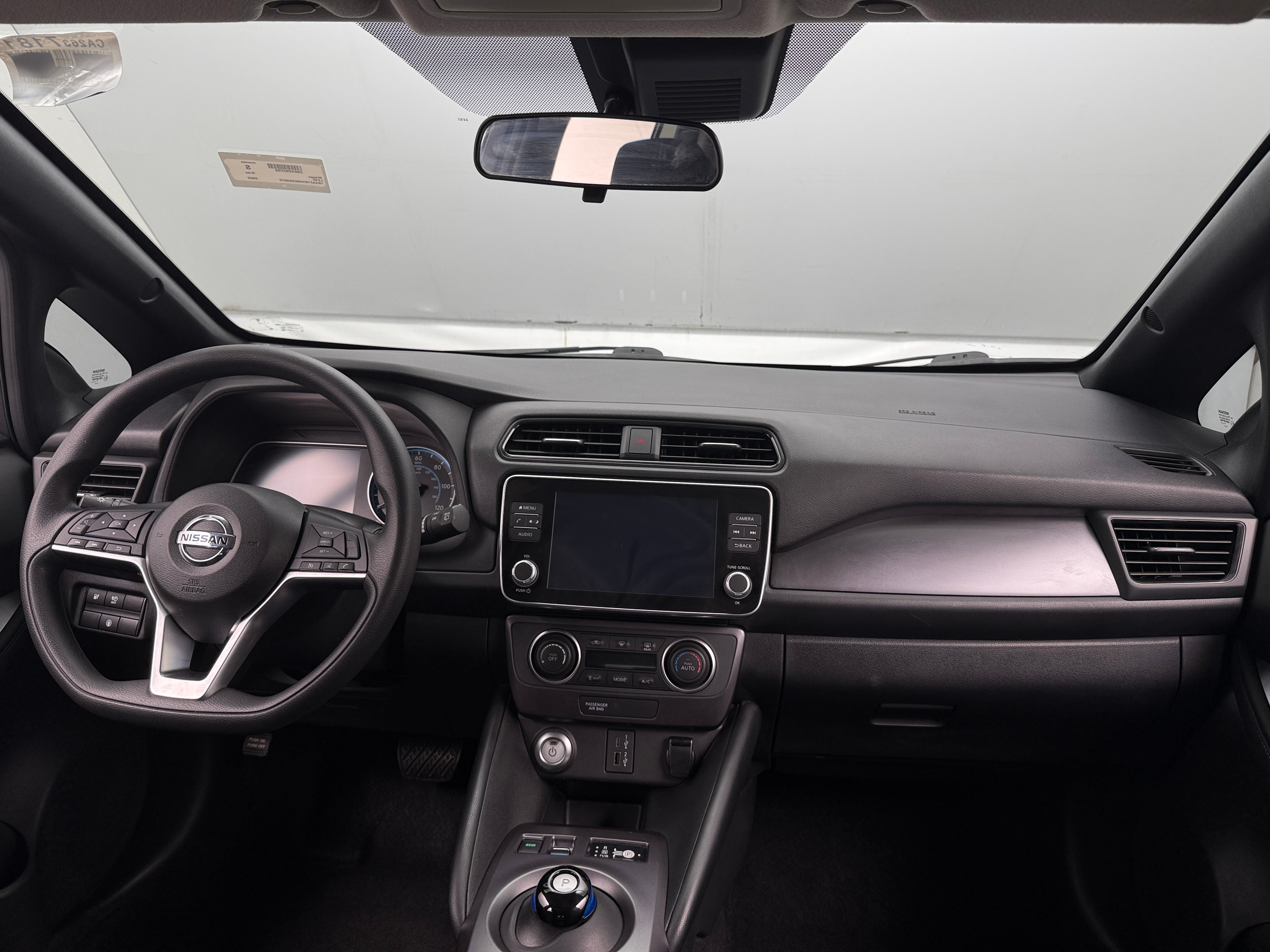 Used 2022 Nissan LEAF S with VIN 1N4AZ1BV4NC563072 for sale in Oak Creek, WI