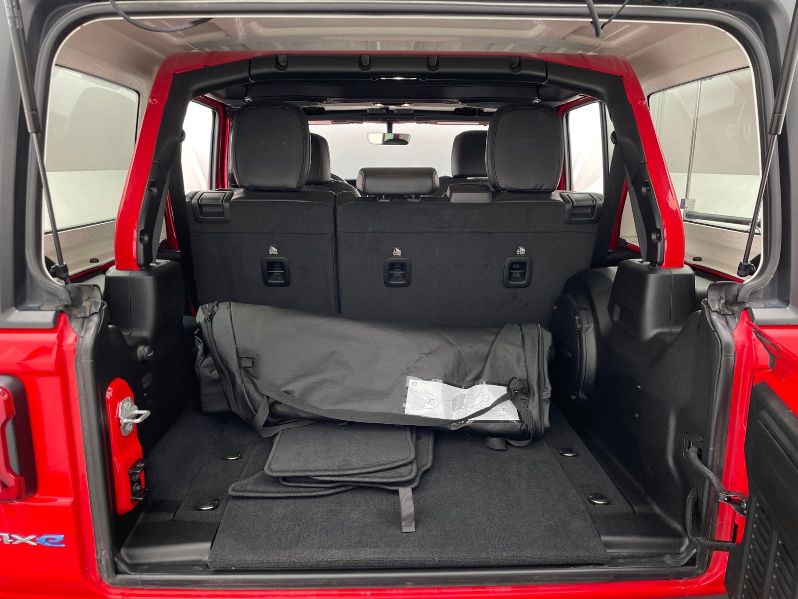 Thumbnail: 2022 Jeep Wrangler - 6