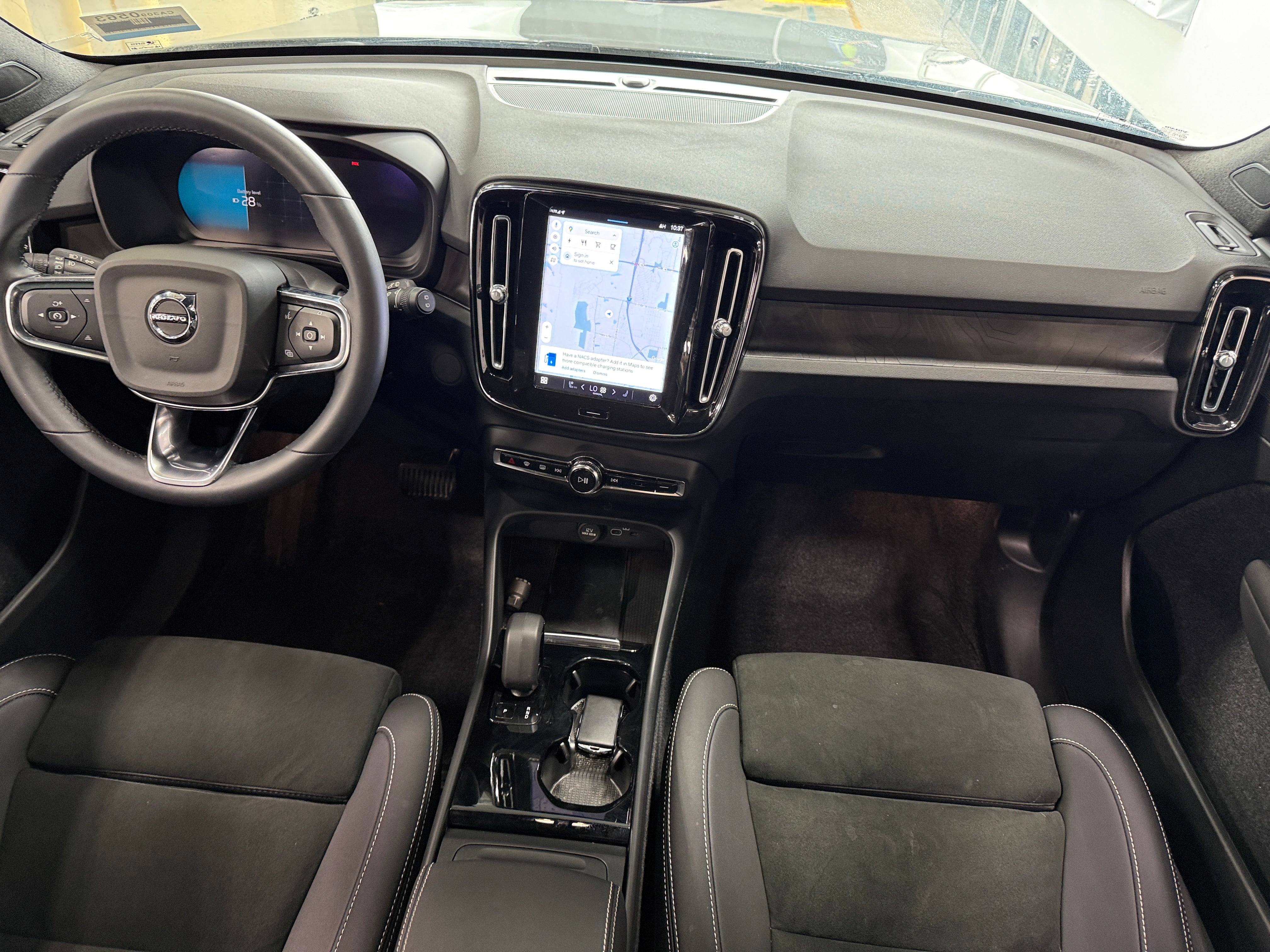 Used 2024 Volvo XC40 Plus with VIN YV4ER3XL1R2234336 for sale in Oak Creek, WI