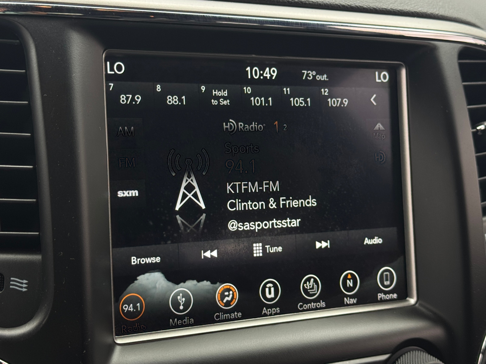 Thumbnail: 2018 Jeep Grand Cherokee - 4