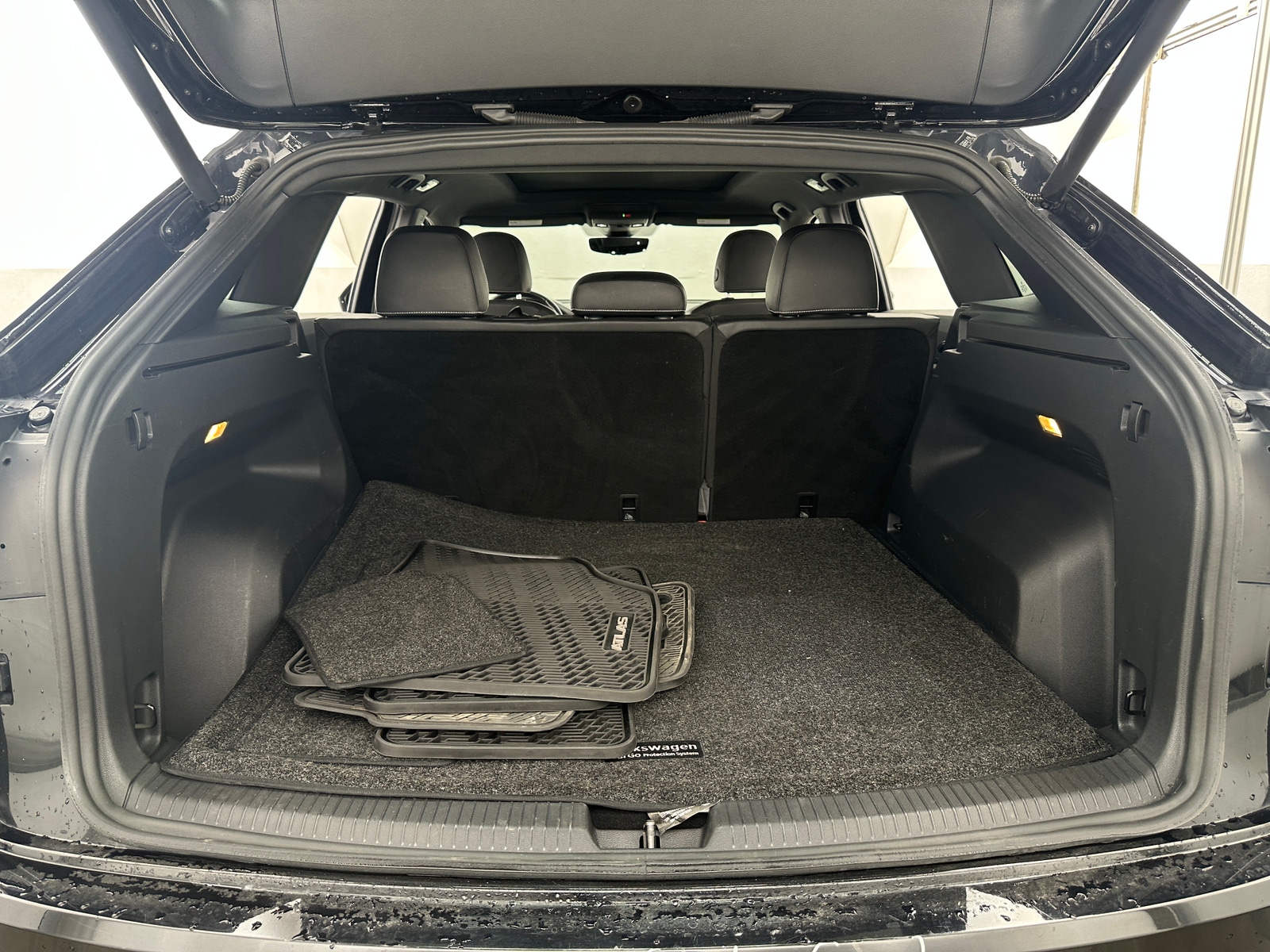 Thumbnail: 2020 Volkswagen Atlas - 6