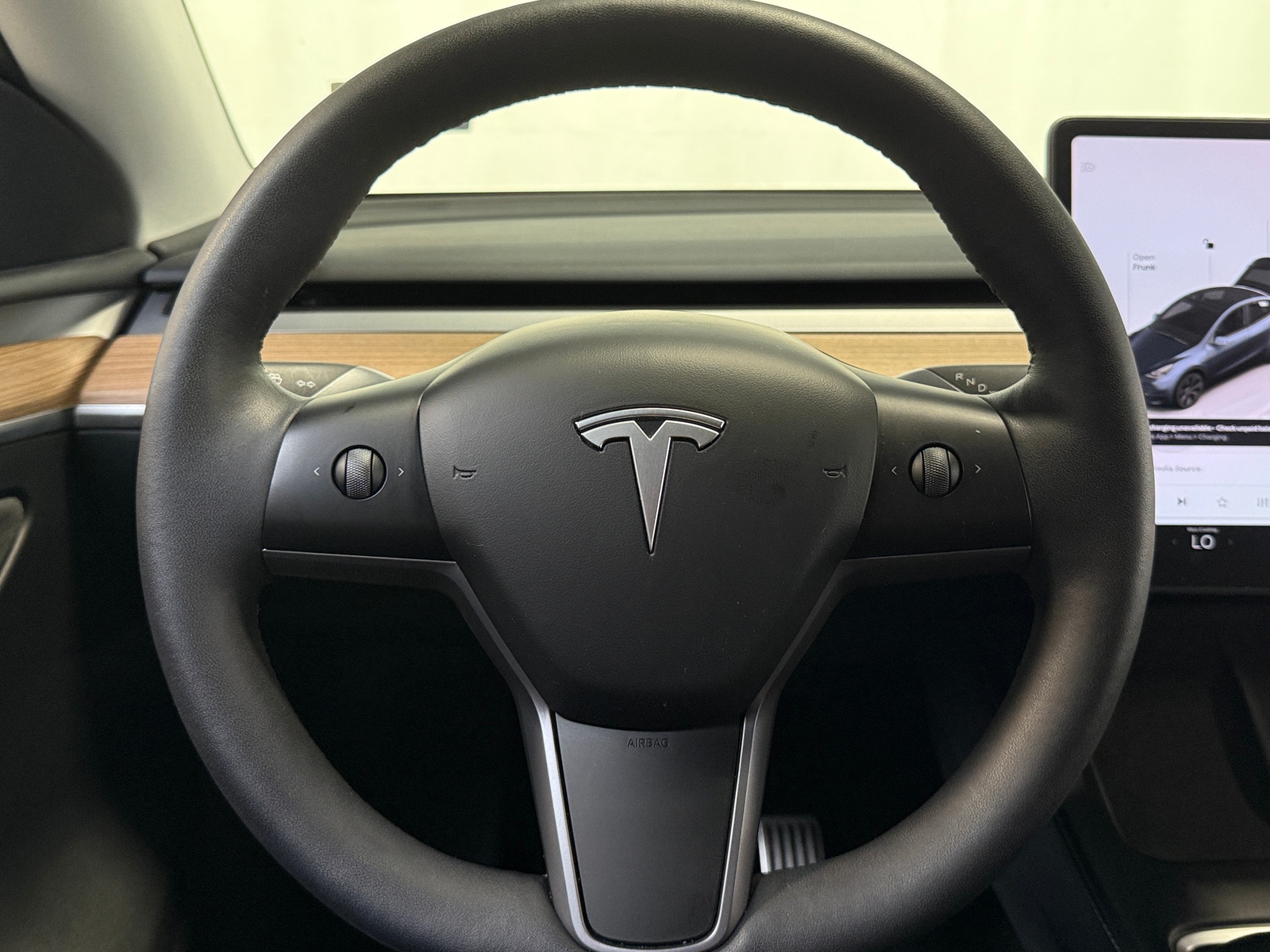 Thumbnail: 2024 Tesla Model Y - 4