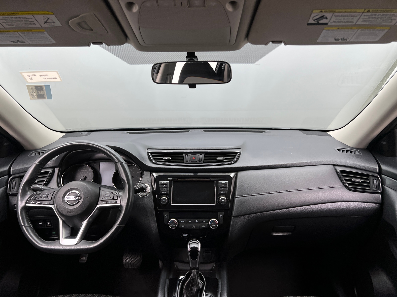 Thumbnail: 2018 Nissan Rogue - 3