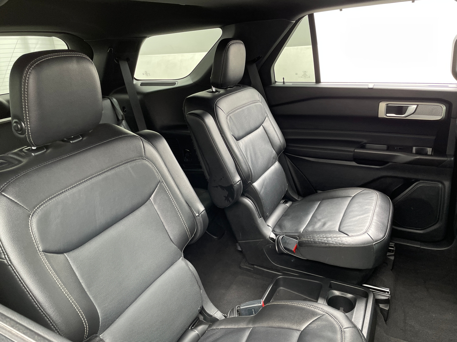 Thumbnail: 2020 Ford Explorer - 5