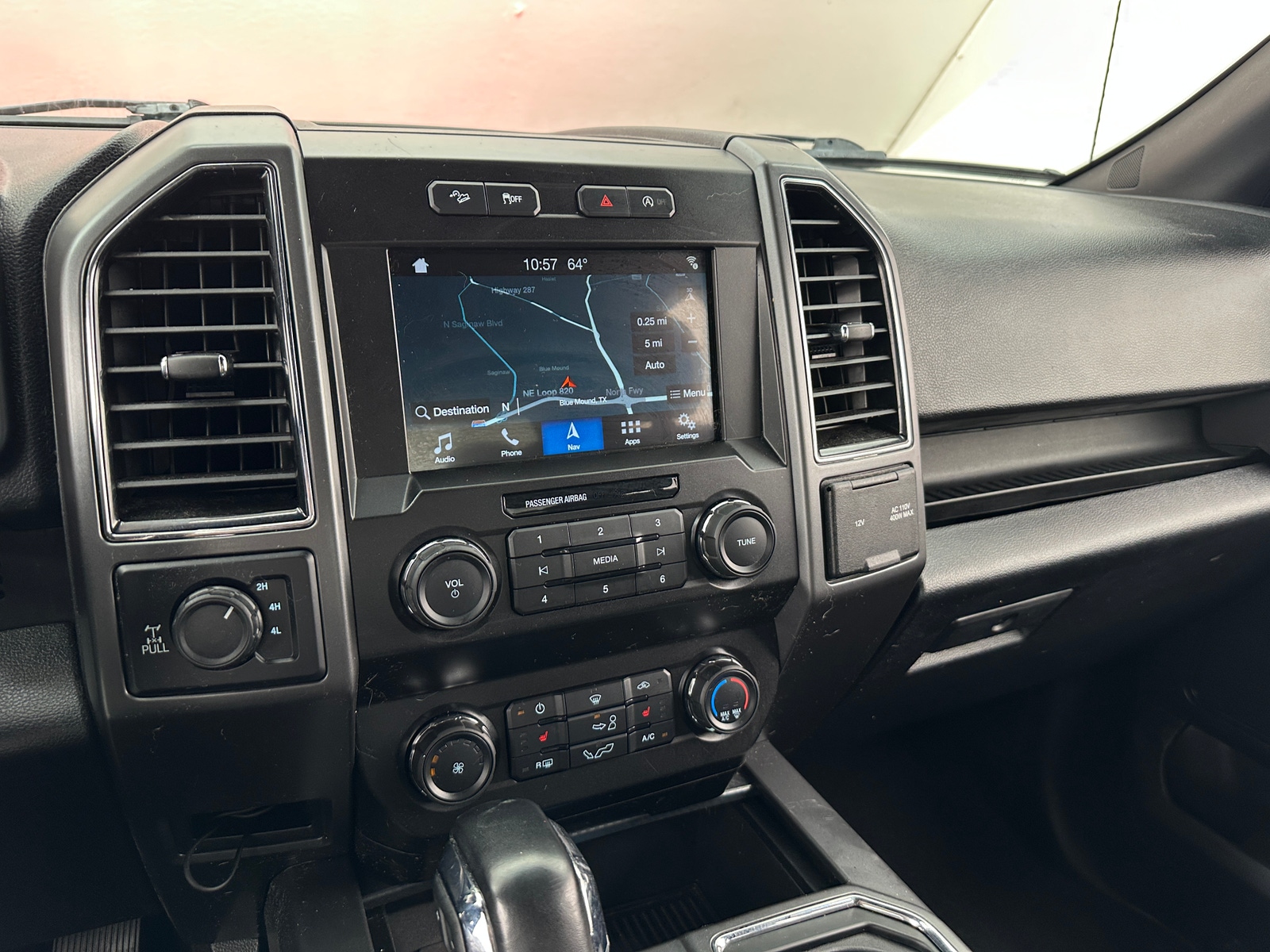 Thumbnail: 2019 Ford Econoline - 4