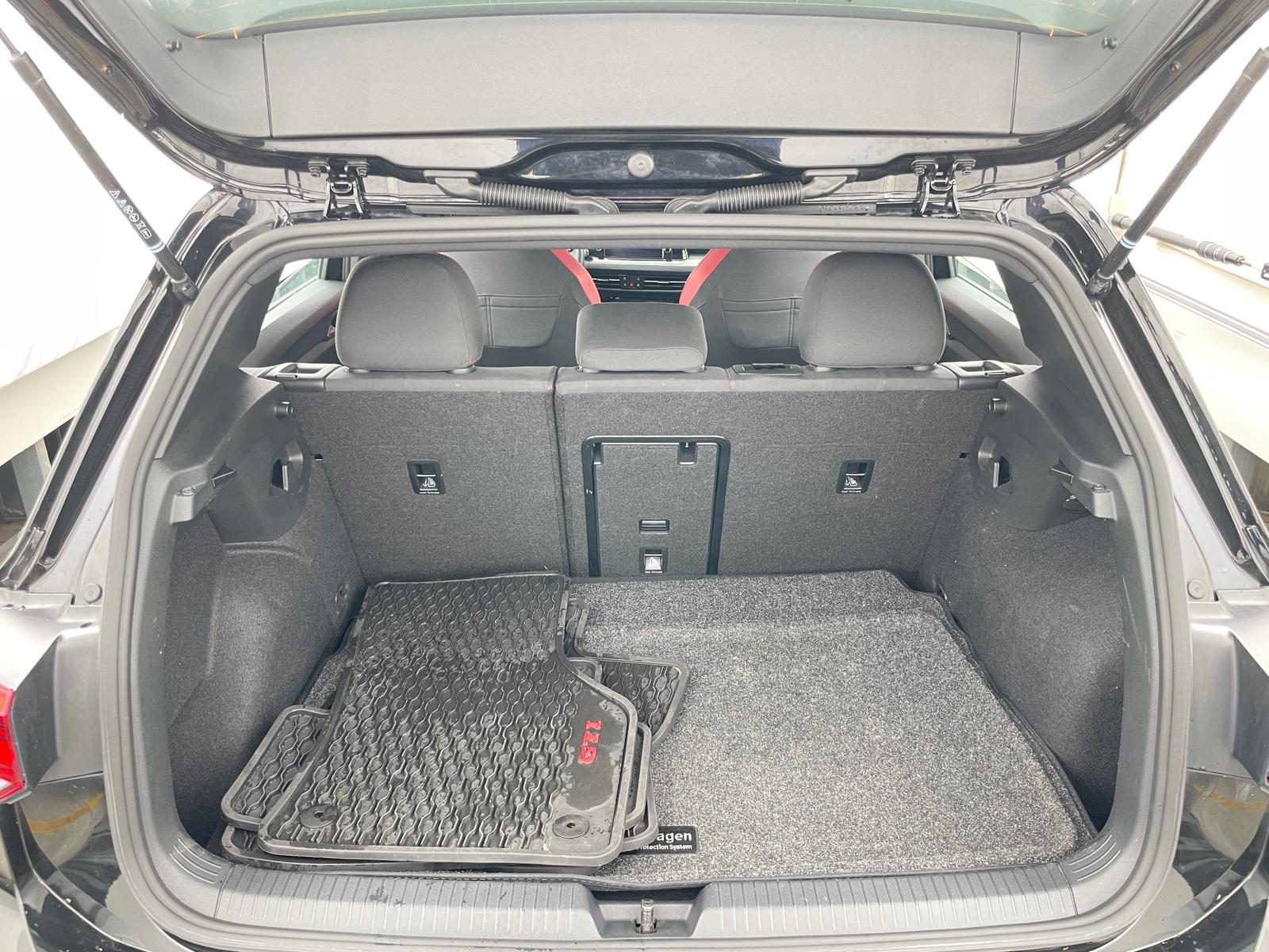 Thumbnail: 2024 Volkswagen Golf - 7