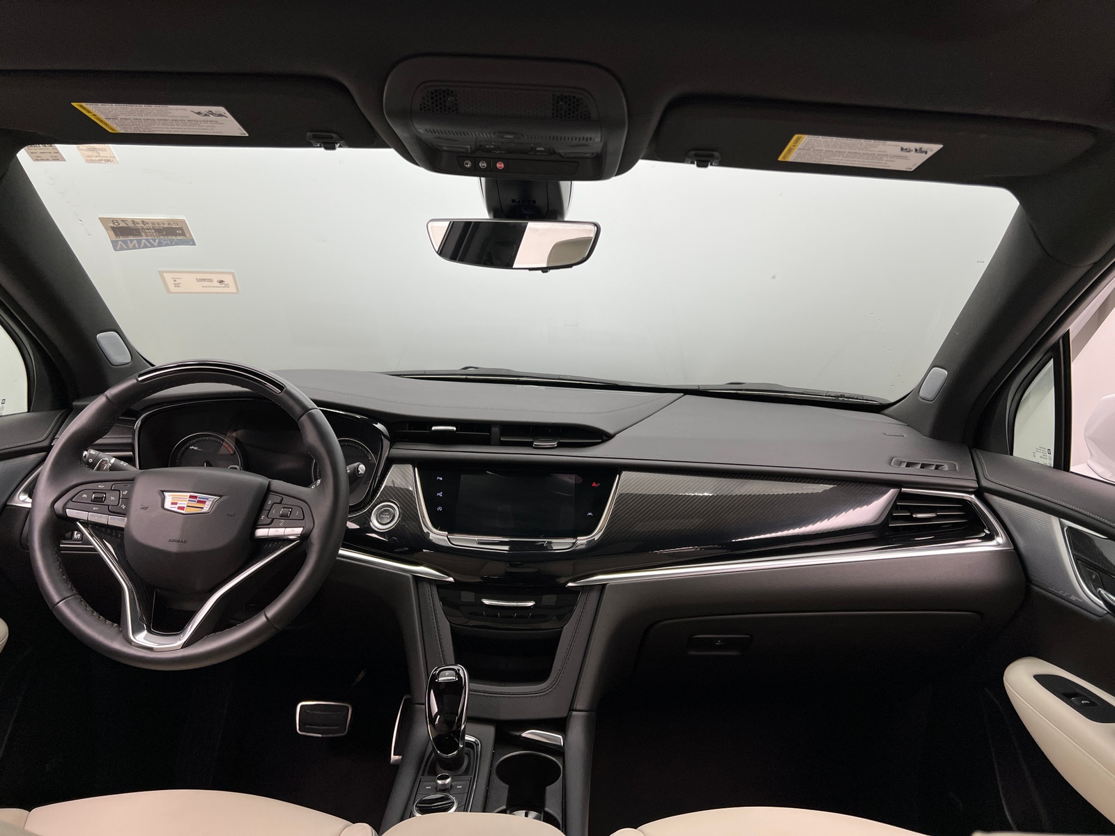 Thumbnail: 2024 Cadillac XT6 - 2