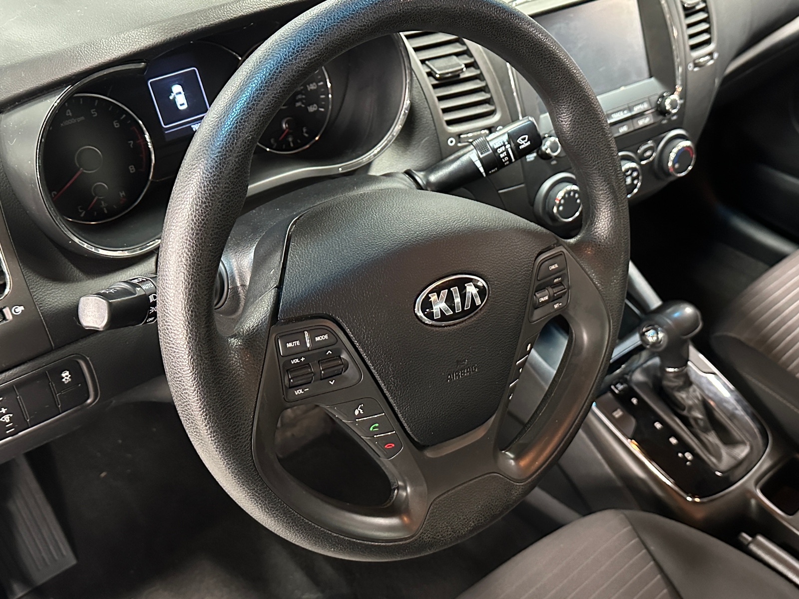 Thumbnail: 2018 Kia Forte - 5