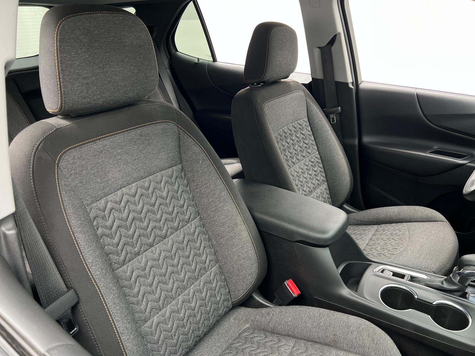 Thumbnail: 2022 Chevrolet Equinox - 2