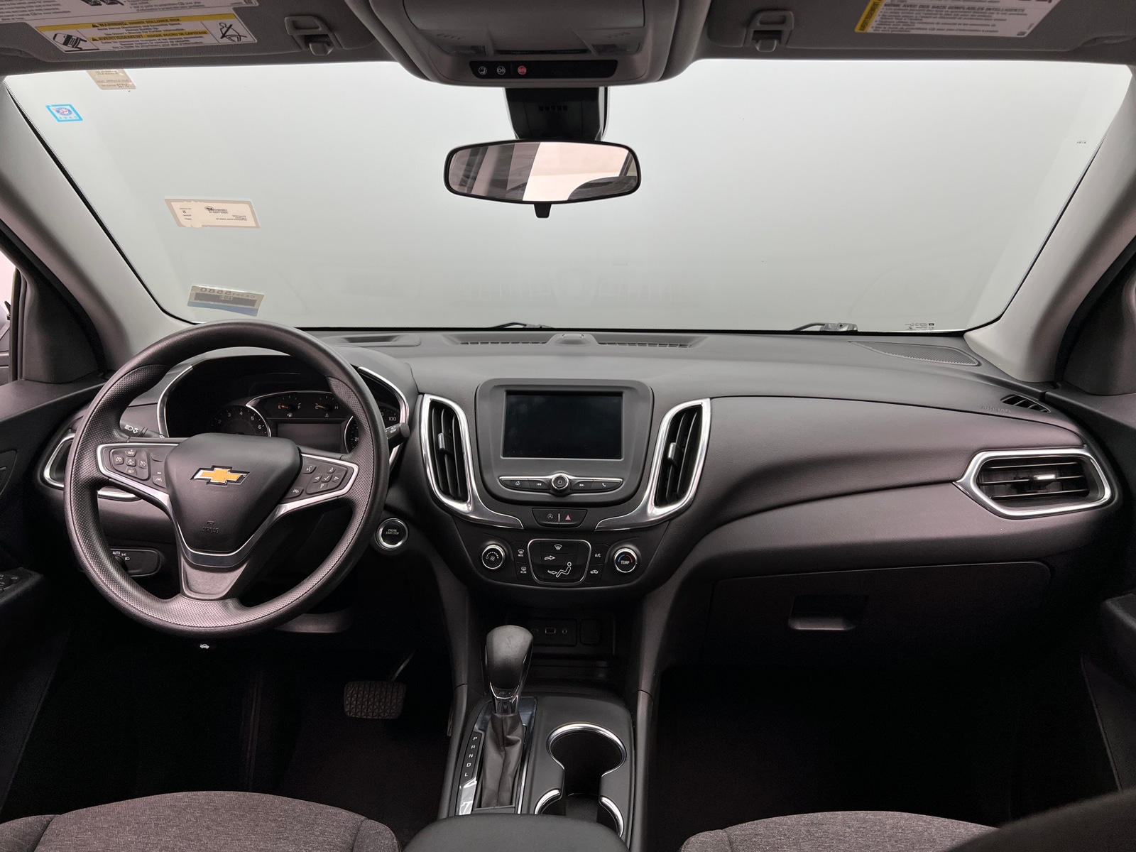 Thumbnail: 2022 Chevrolet Equinox - 3