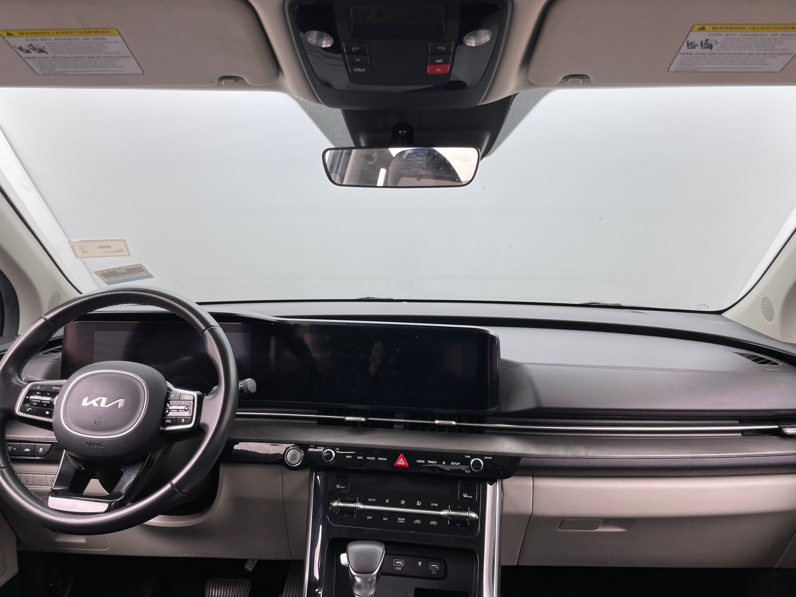 Thumbnail: 2023 Kia Carnival - 2