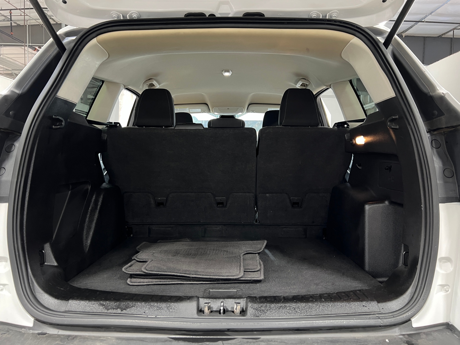 Thumbnail: 2019 Ford Escape - 7