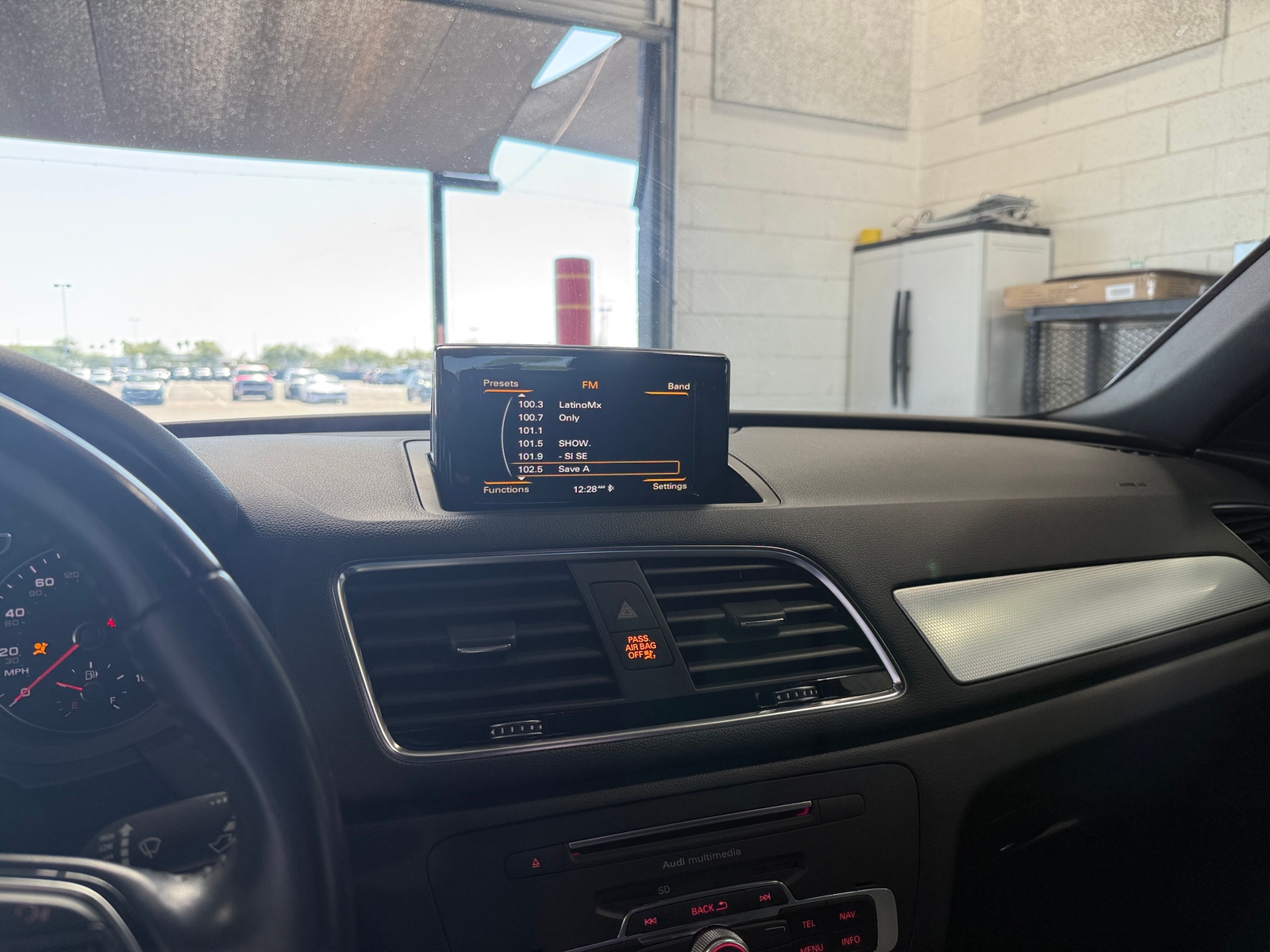 Thumbnail: 2018 Audi Q3 - 3