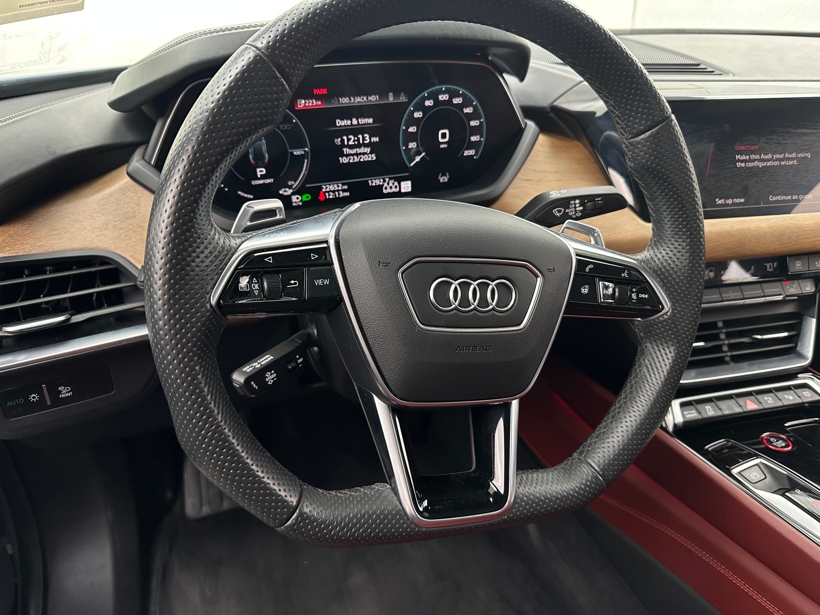 Thumbnail: 2023 Audi e-tron GT - 5