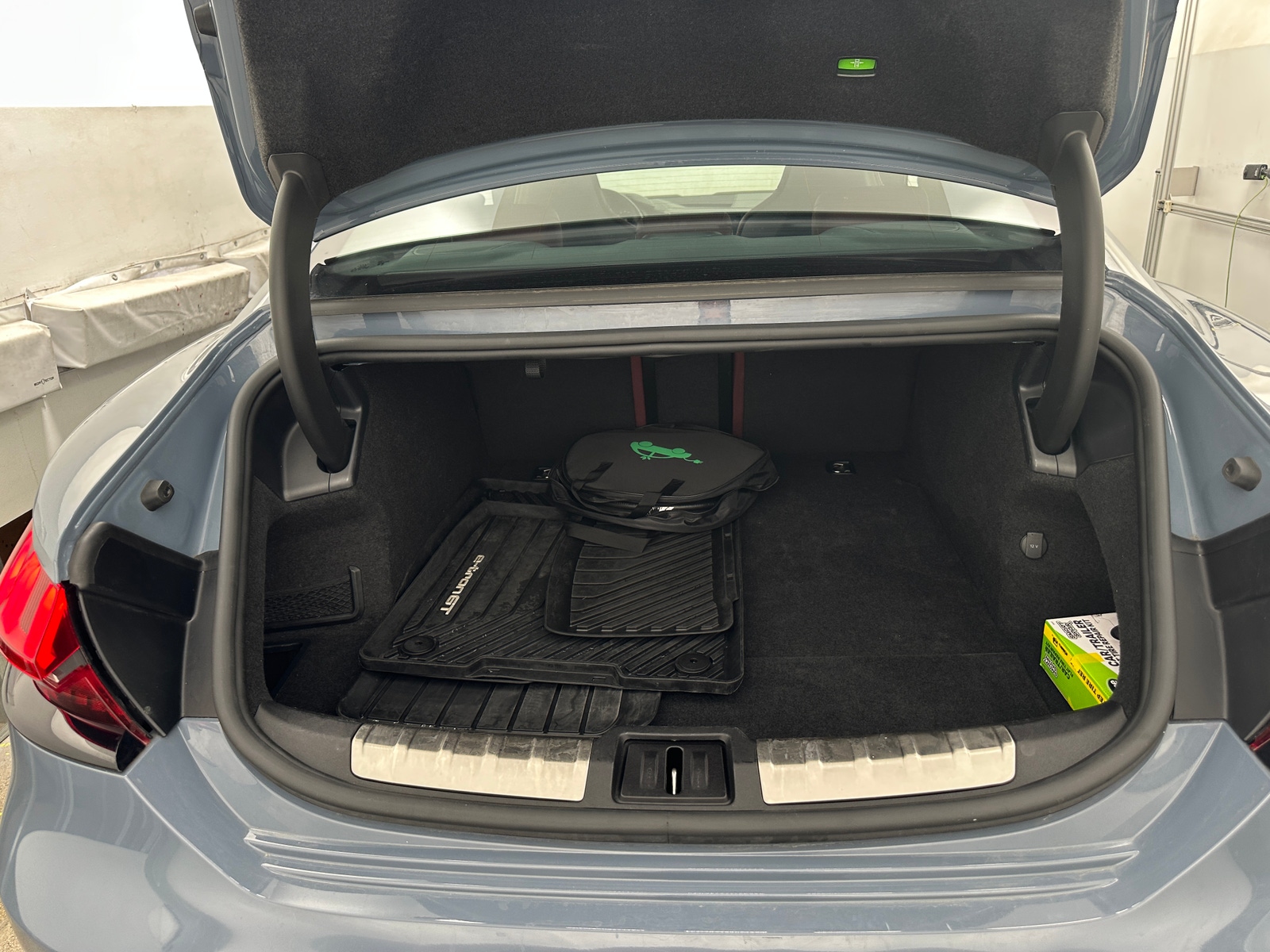 Thumbnail: 2023 Audi e-tron GT - 7