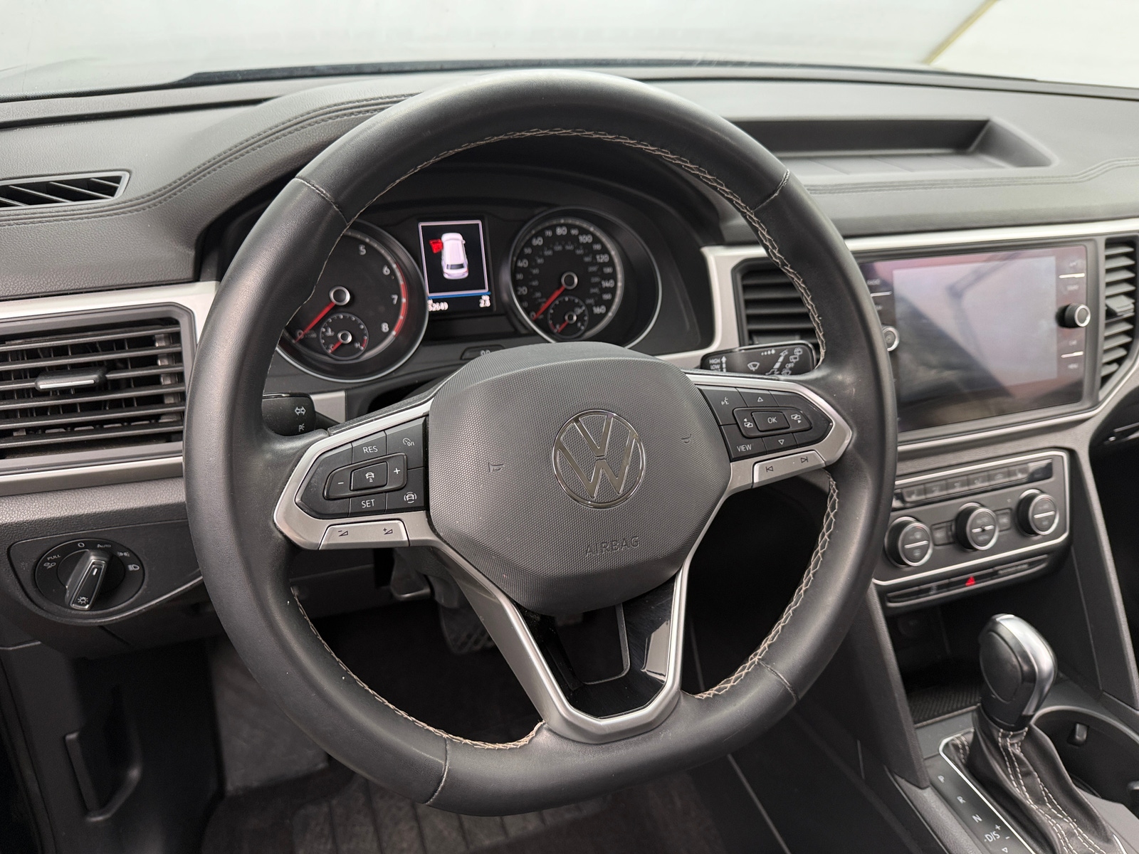 Thumbnail: 2021 Volkswagen Atlas - 4