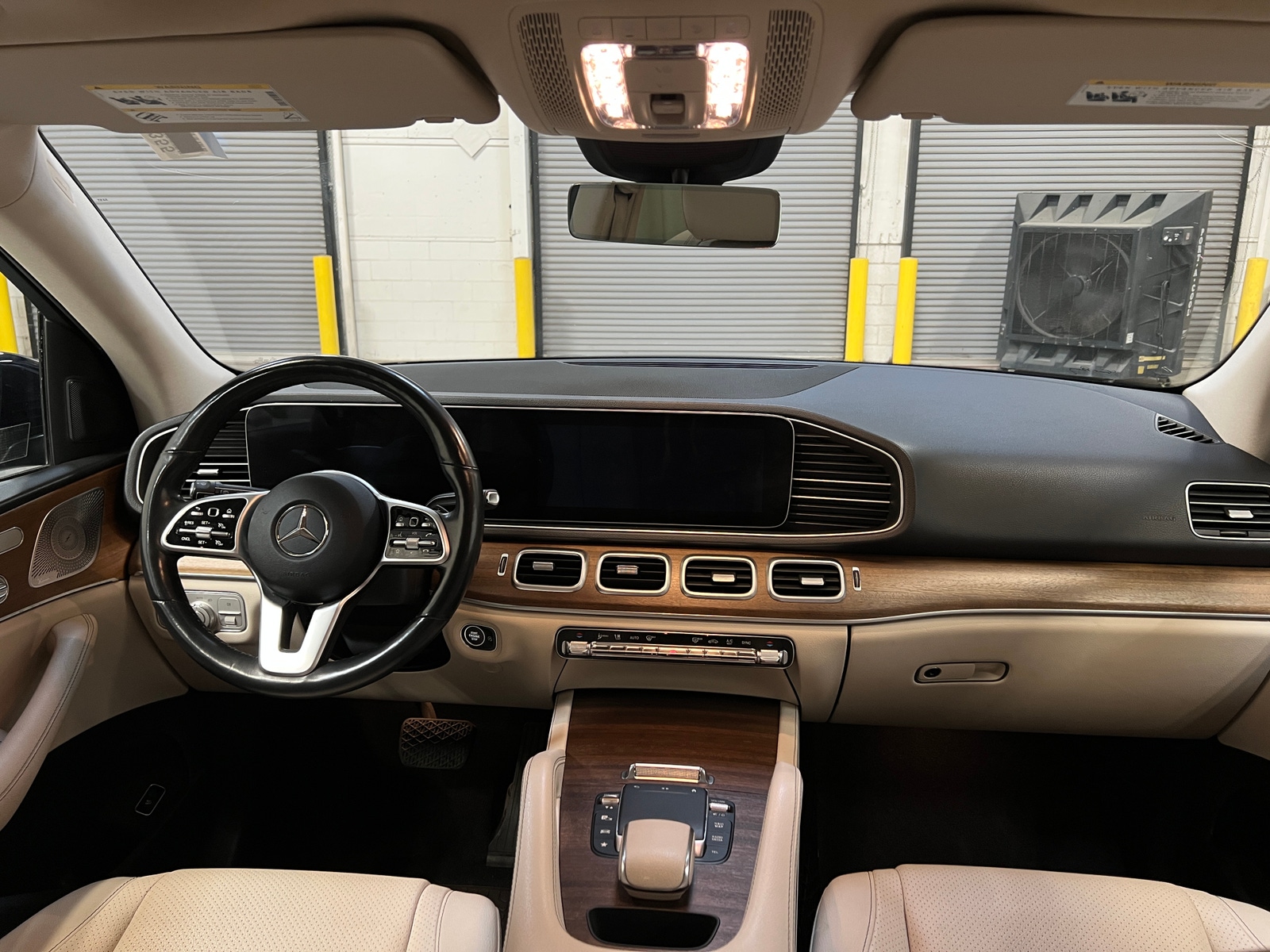 Thumbnail: 2021 Mercedes-Benz GLE - 2