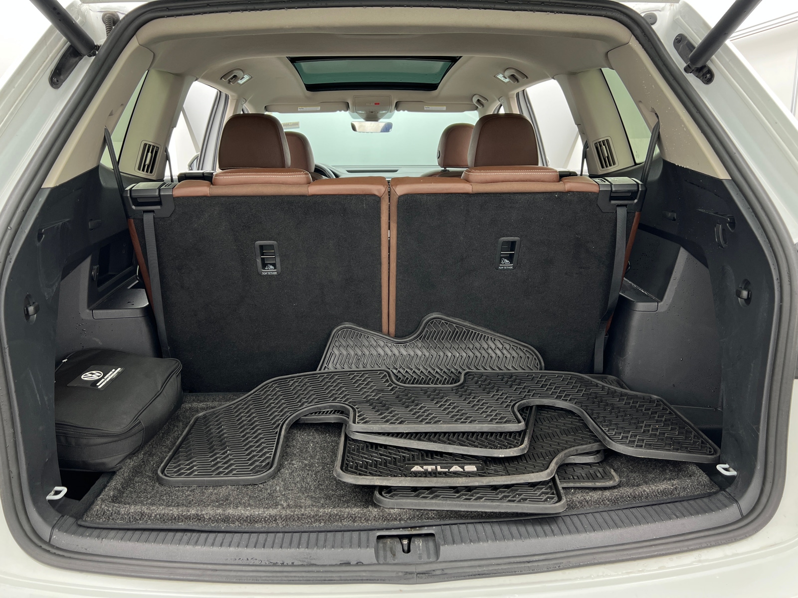 Thumbnail: 2022 Volkswagen Atlas - 6