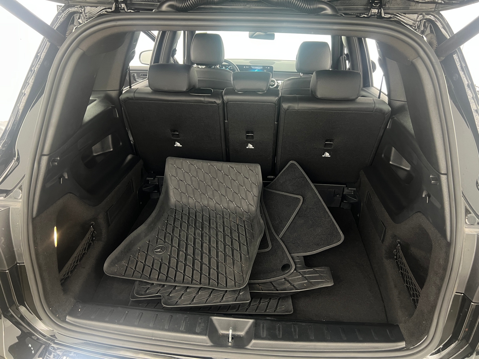 Thumbnail: 2021 Mercedes-Benz GLB - 6