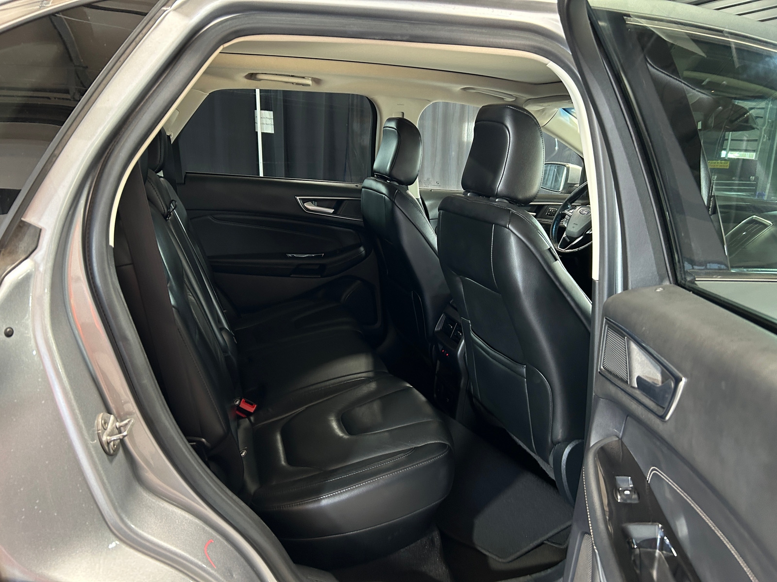 Thumbnail: 2020 Ford Edge - 5