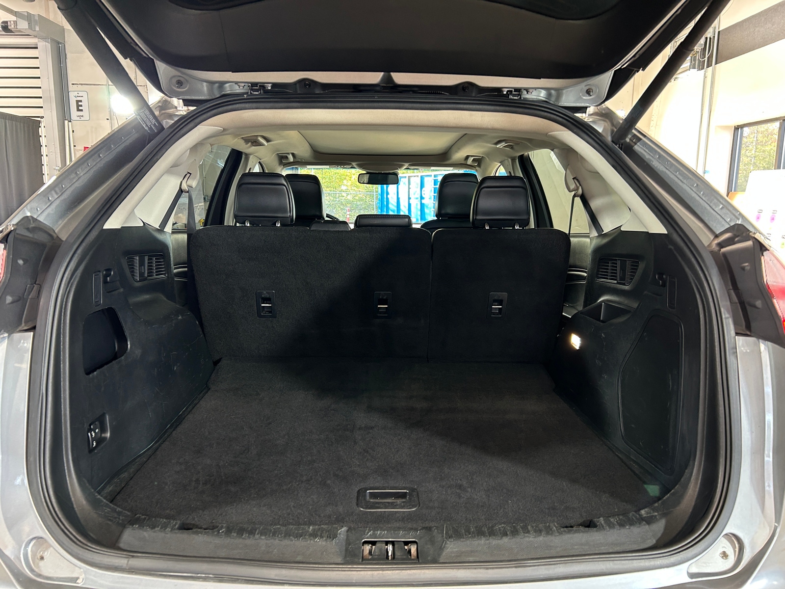 Thumbnail: 2020 Ford Edge - 6