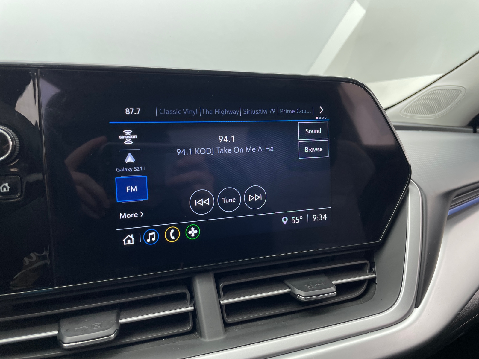 Thumbnail: 2025 Chevrolet Trax - 4