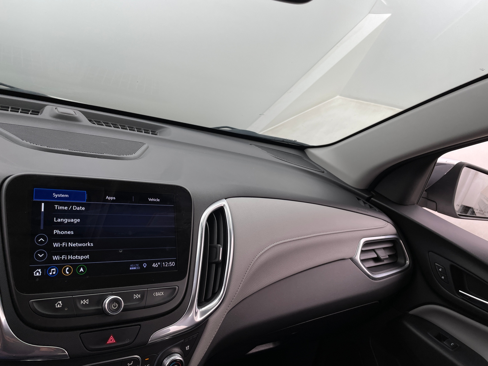 Thumbnail: 2019 Chevrolet Equinox - 3