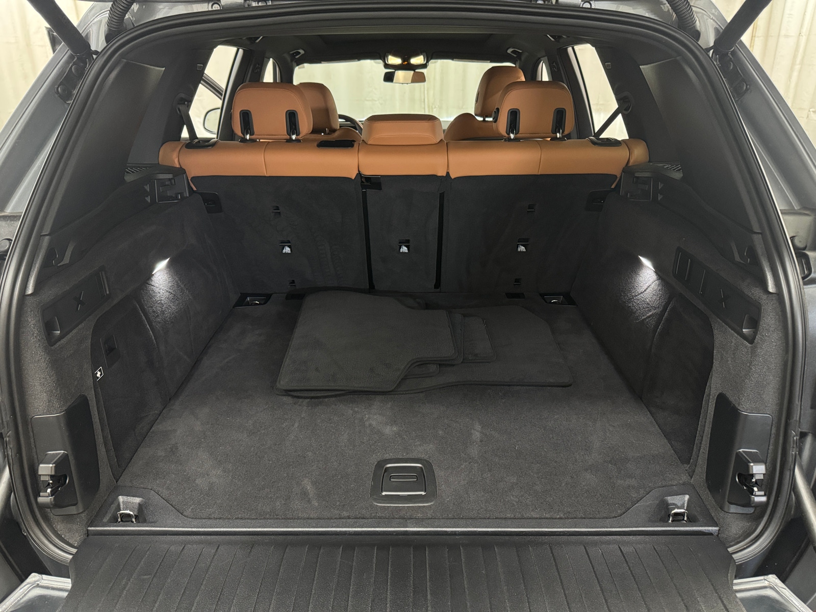 Thumbnail: 2024 BMW X5 - 6