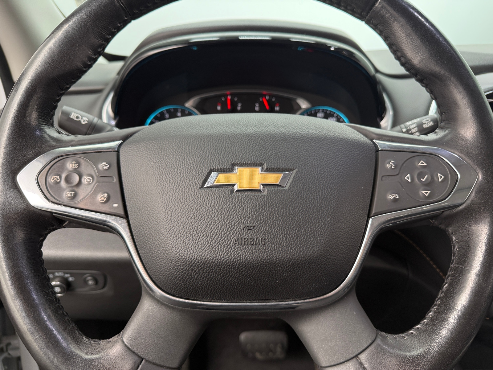 Thumbnail: 2019 Chevrolet Traverse - 4