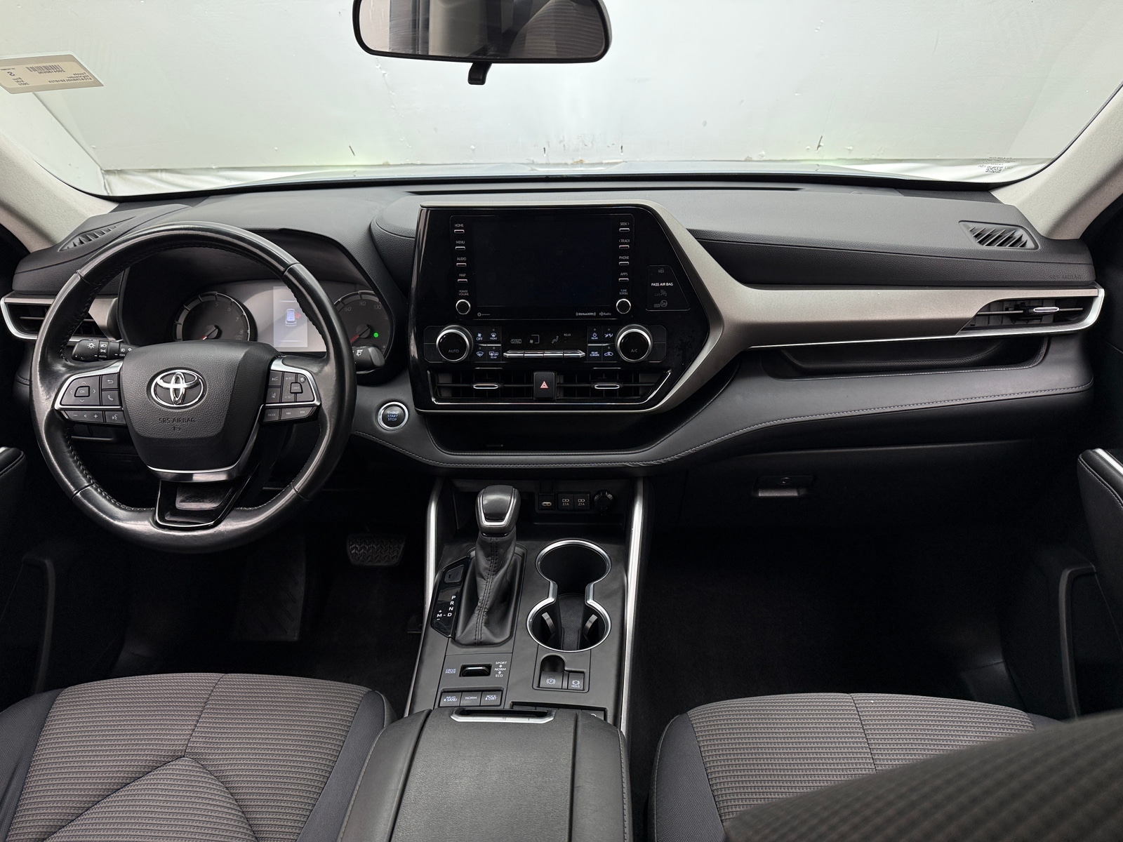 Thumbnail: 2020 Toyota Highlander - 3