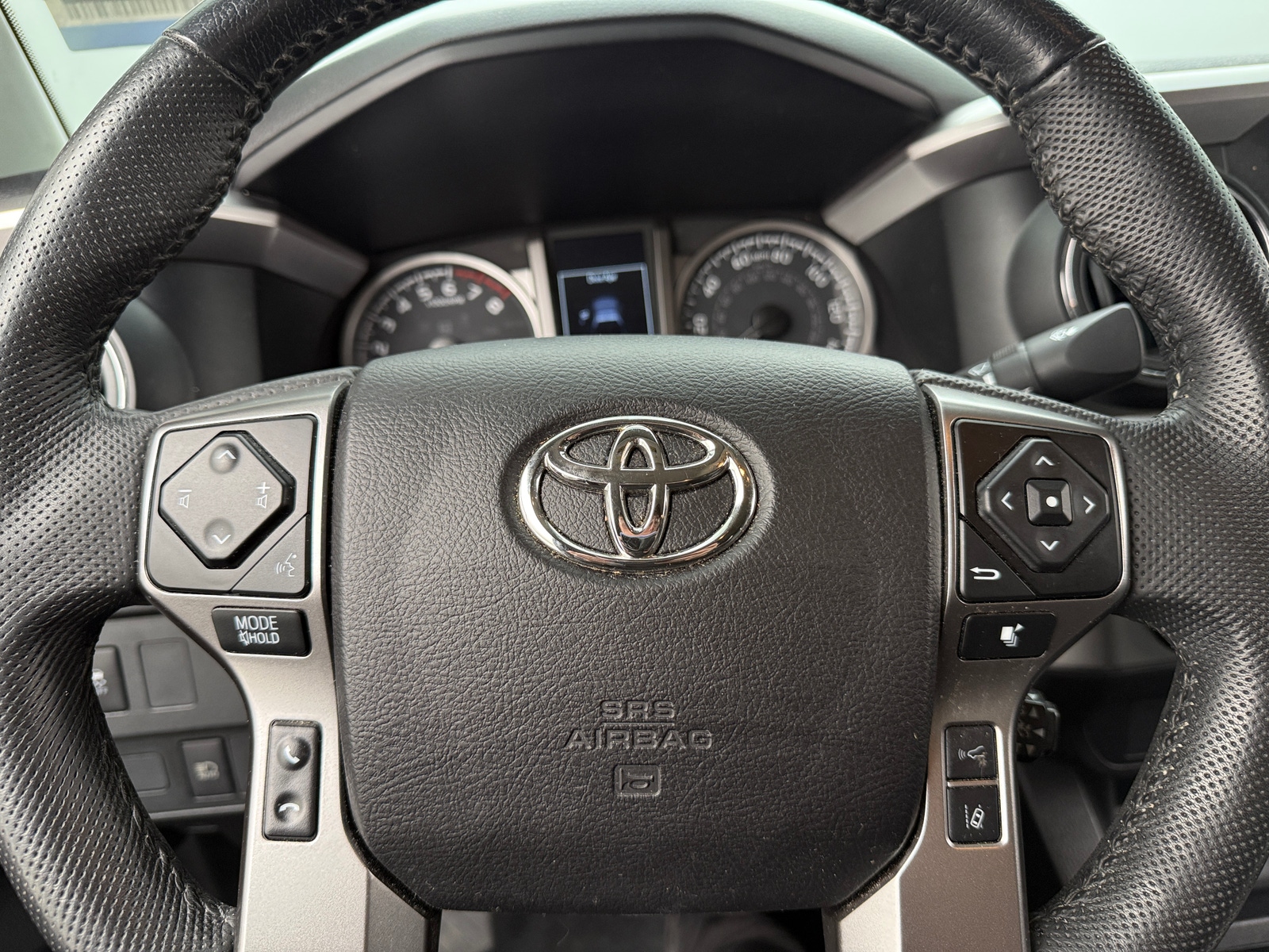 Thumbnail: 2022 Toyota Tacoma - 5