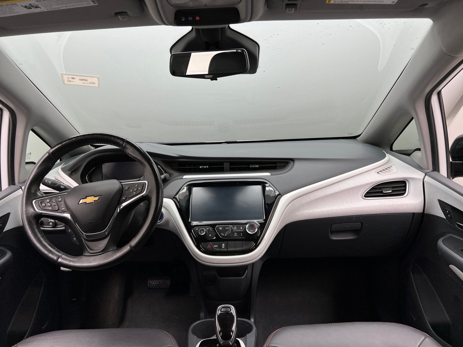 Thumbnail: 2017 Chevrolet Bolt EV - 2