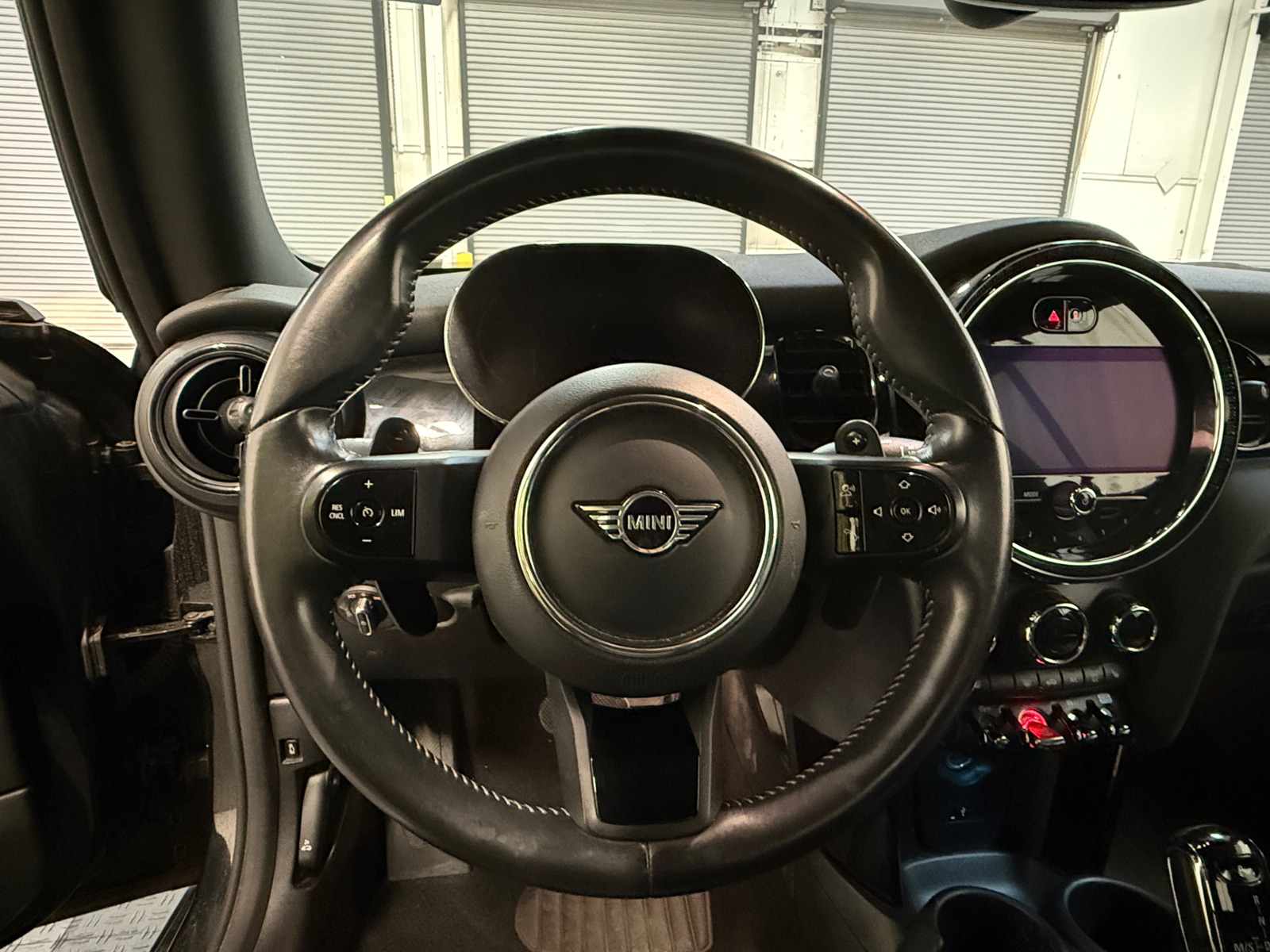 Thumbnail: 2024 MINI Cooper Convertible - 4